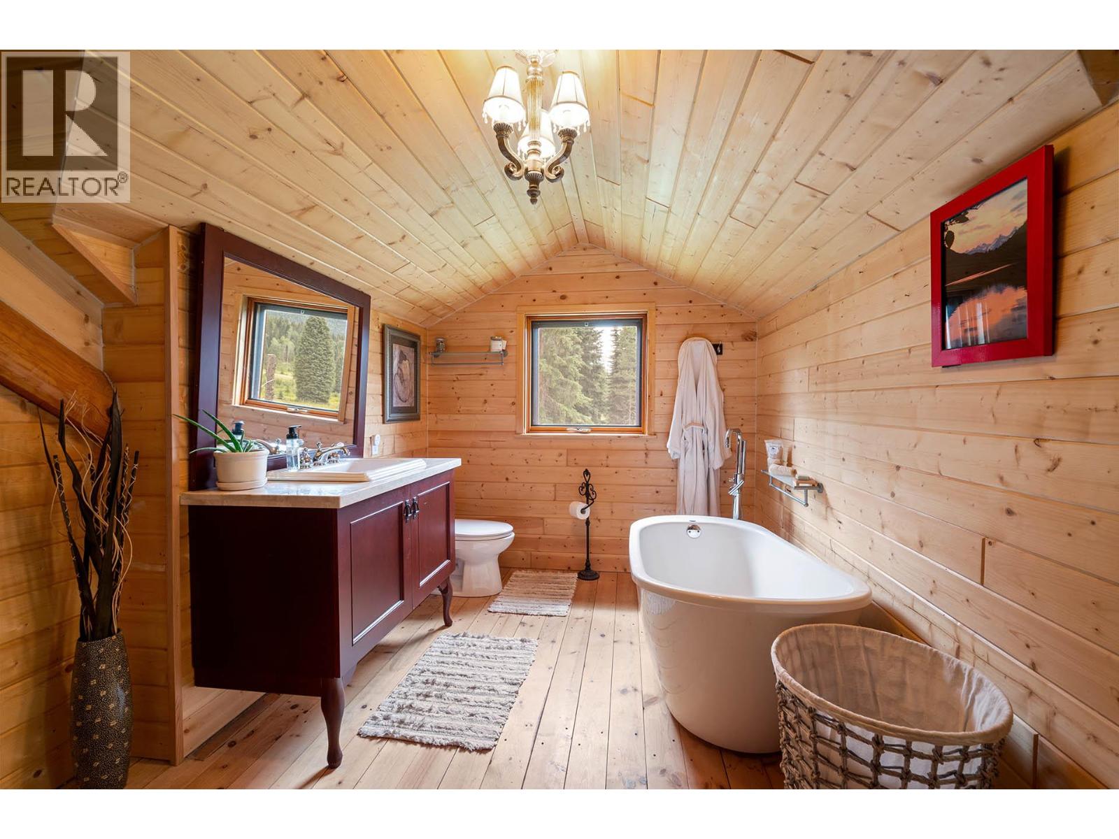 3881 Mad River Forest Service Road, Vavenby, British Columbia  V0E 3A0 - Photo 24 - 10391656