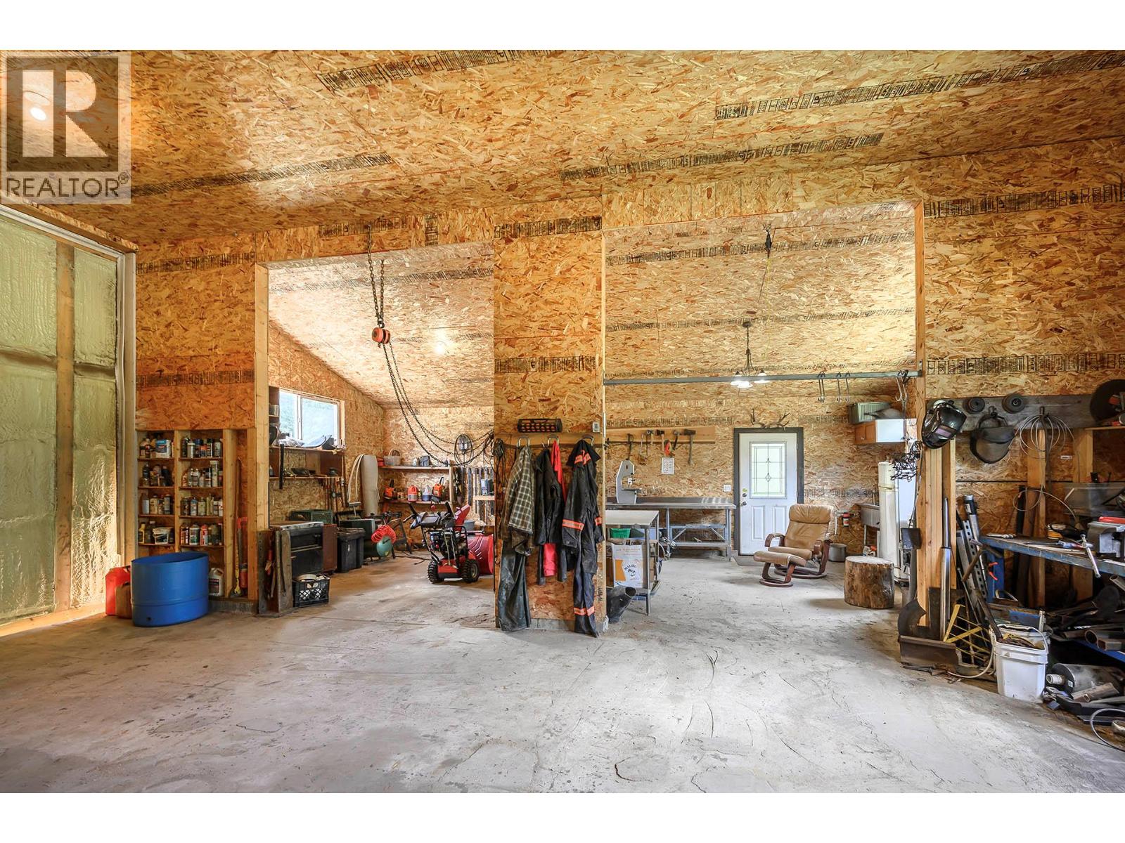 3881 Mad River Forest Service Road, Vavenby, British Columbia  V0E 3A0 - Photo 47 - 10391656