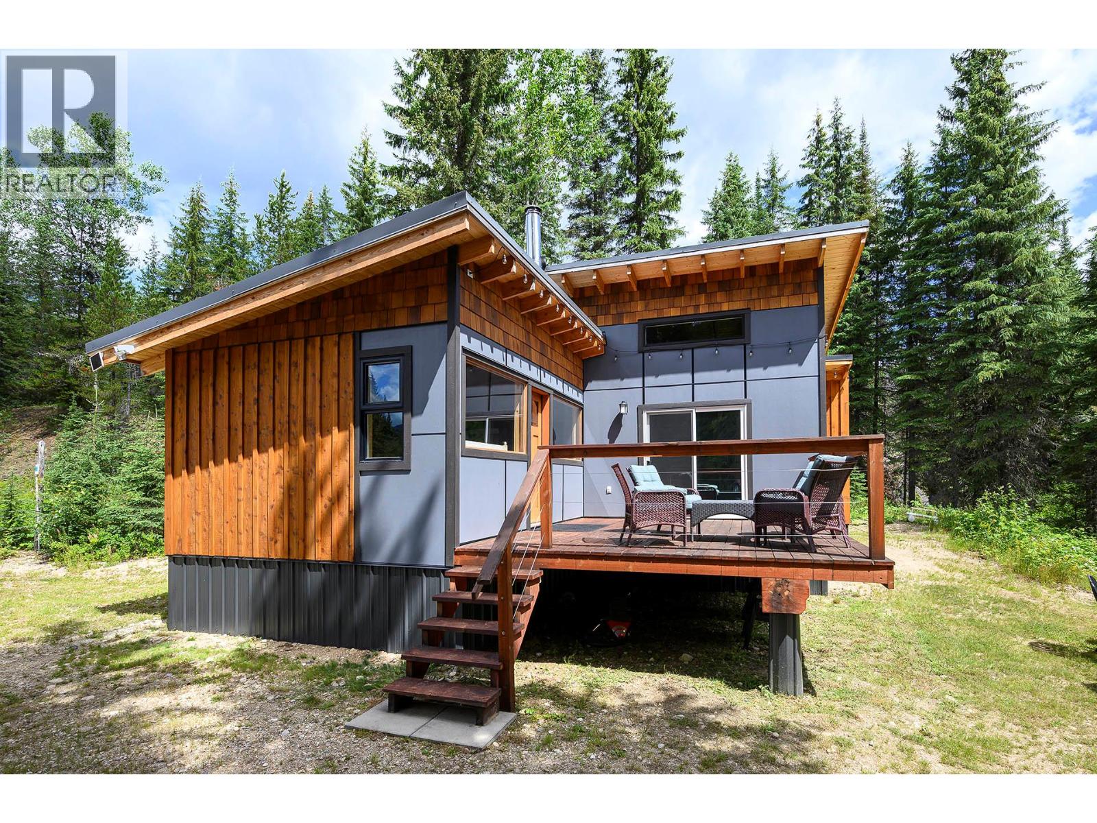 3881 Mad River Forest Service Road, Vavenby, British Columbia  V0E 3A0 - Photo 53 - 10391656