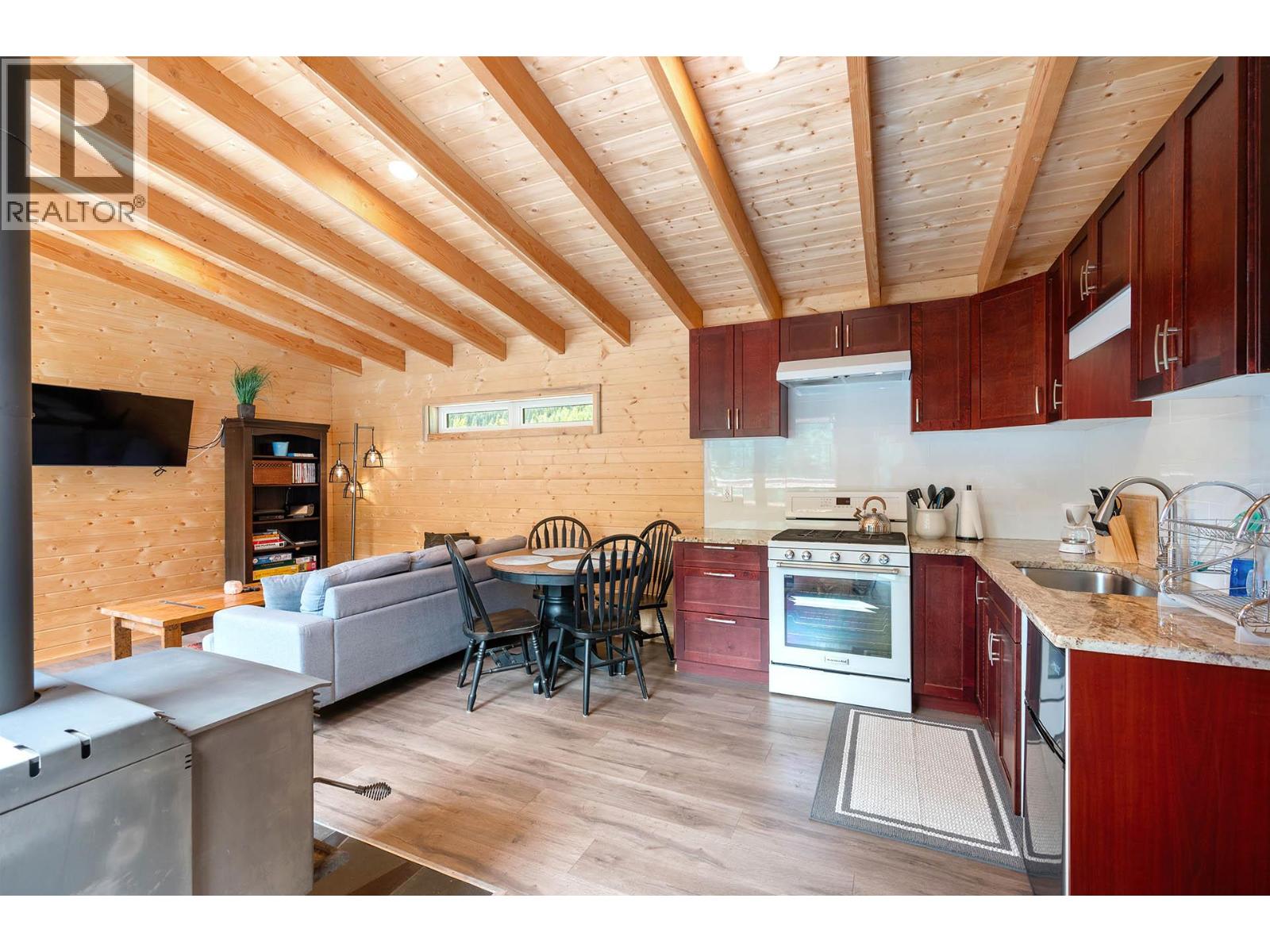 3881 Mad River Forest Service Road, Vavenby, British Columbia  V0E 3A0 - Photo 59 - 10391656