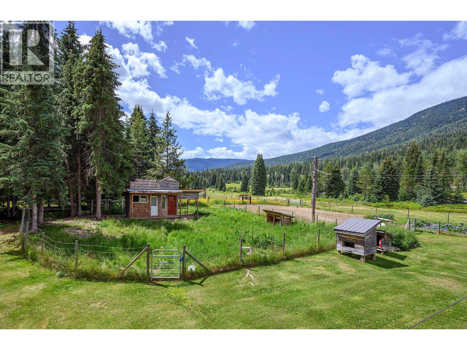 3881 Mad River Forest Service Road, Vavenby, British Columbia  V0E 3A0 - Photo 76 - 10391656