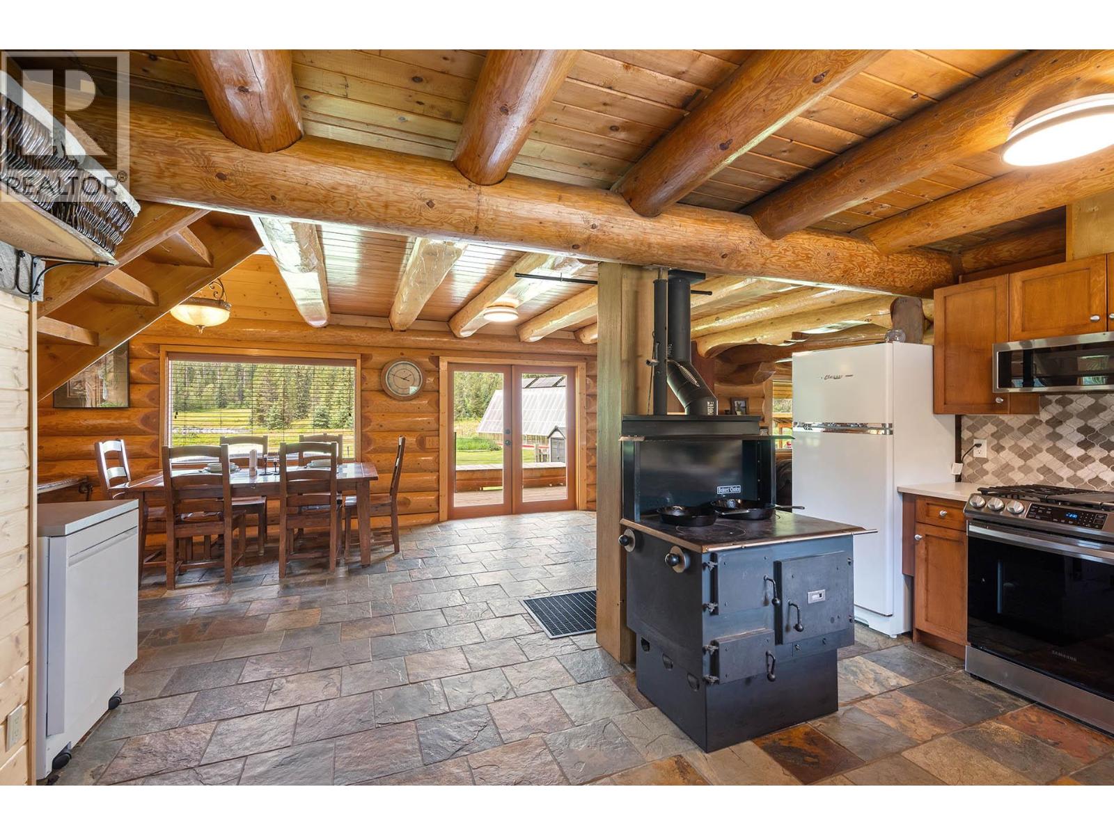 3881 Mad River Forest Service Road, Vavenby, British Columbia  V0E 3A0 - Photo 8 - 10391656
