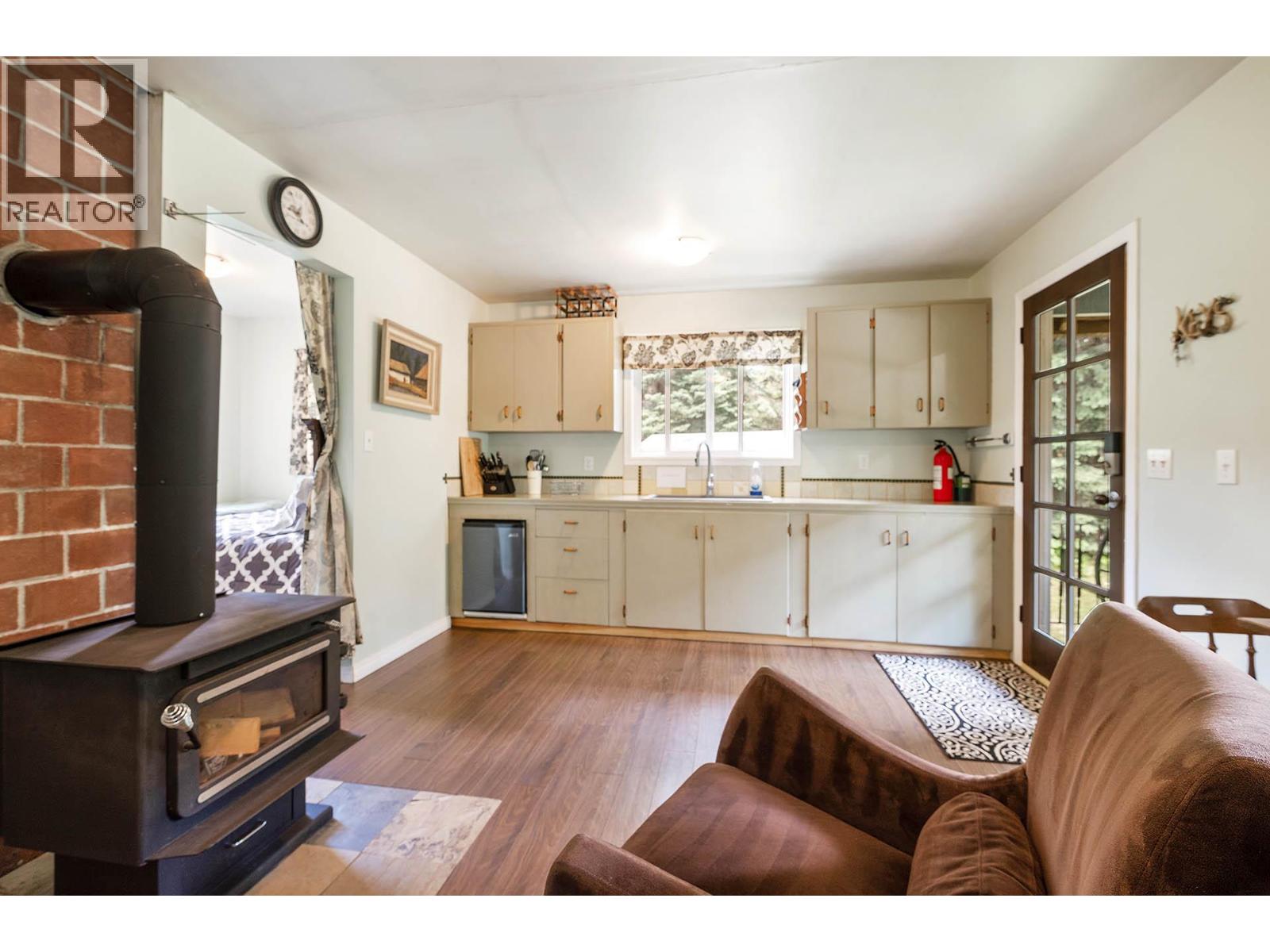3881 Mad River Forest Service Road, Vavenby, British Columbia  V0E 3A0 - Photo 81 - 10391656