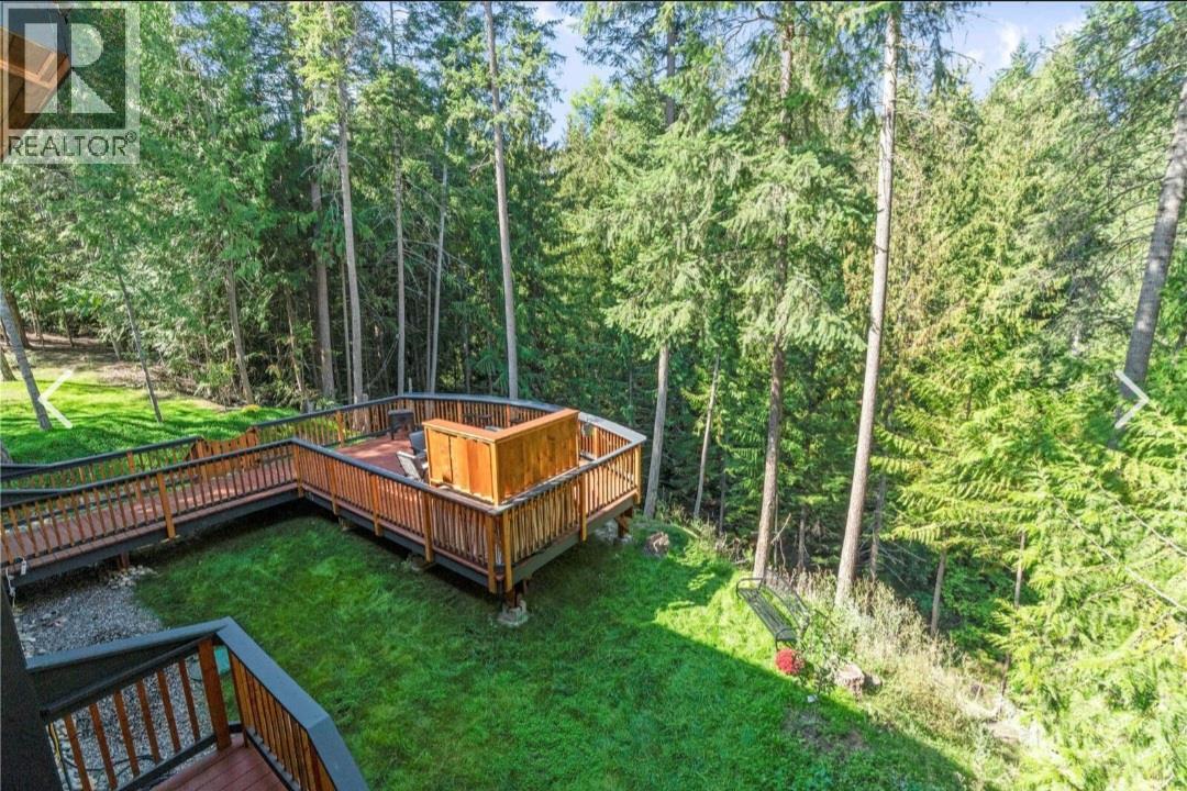 2481 Ridgeview Place, Blind Bay, British Columbia  V0E 1H2 - Photo 12 - 10392096