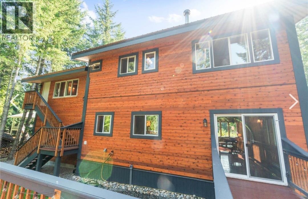 2481 Ridgeview Place, Blind Bay, British Columbia  V0E 1H2 - Photo 4 - 10392096
