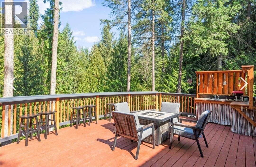 2481 Ridgeview Place, Blind Bay, British Columbia  V0E 1H2 - Photo 6 - 10392096