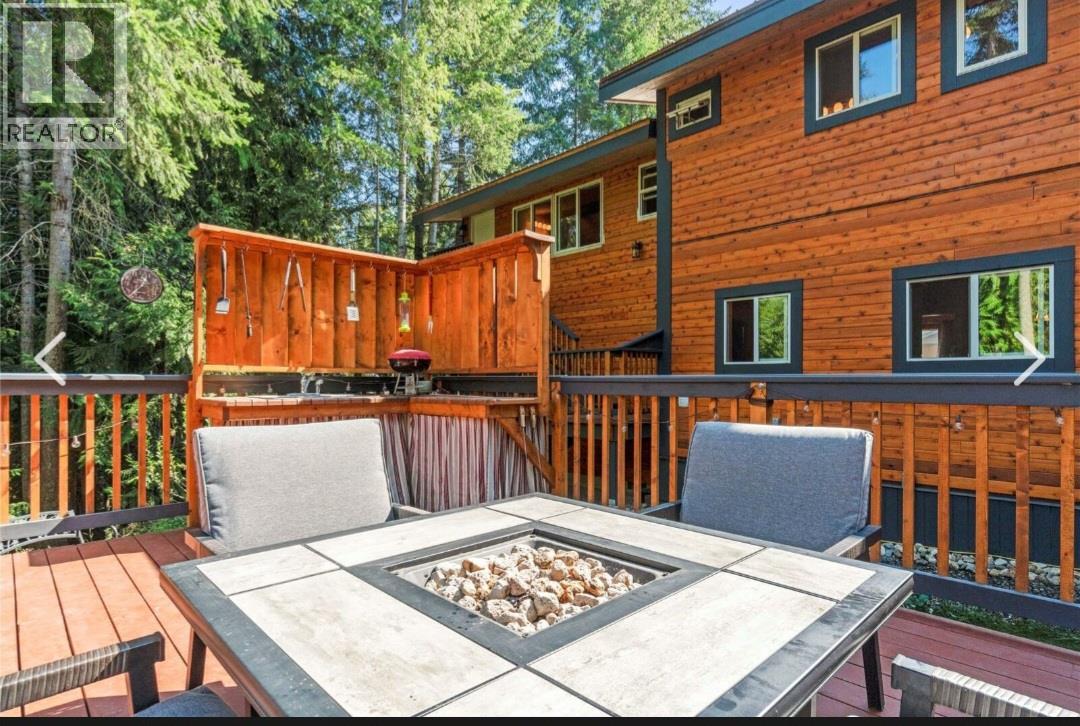 2481 Ridgeview Place, Blind Bay, British Columbia  V0E 1H2 - Photo 9 - 10392096