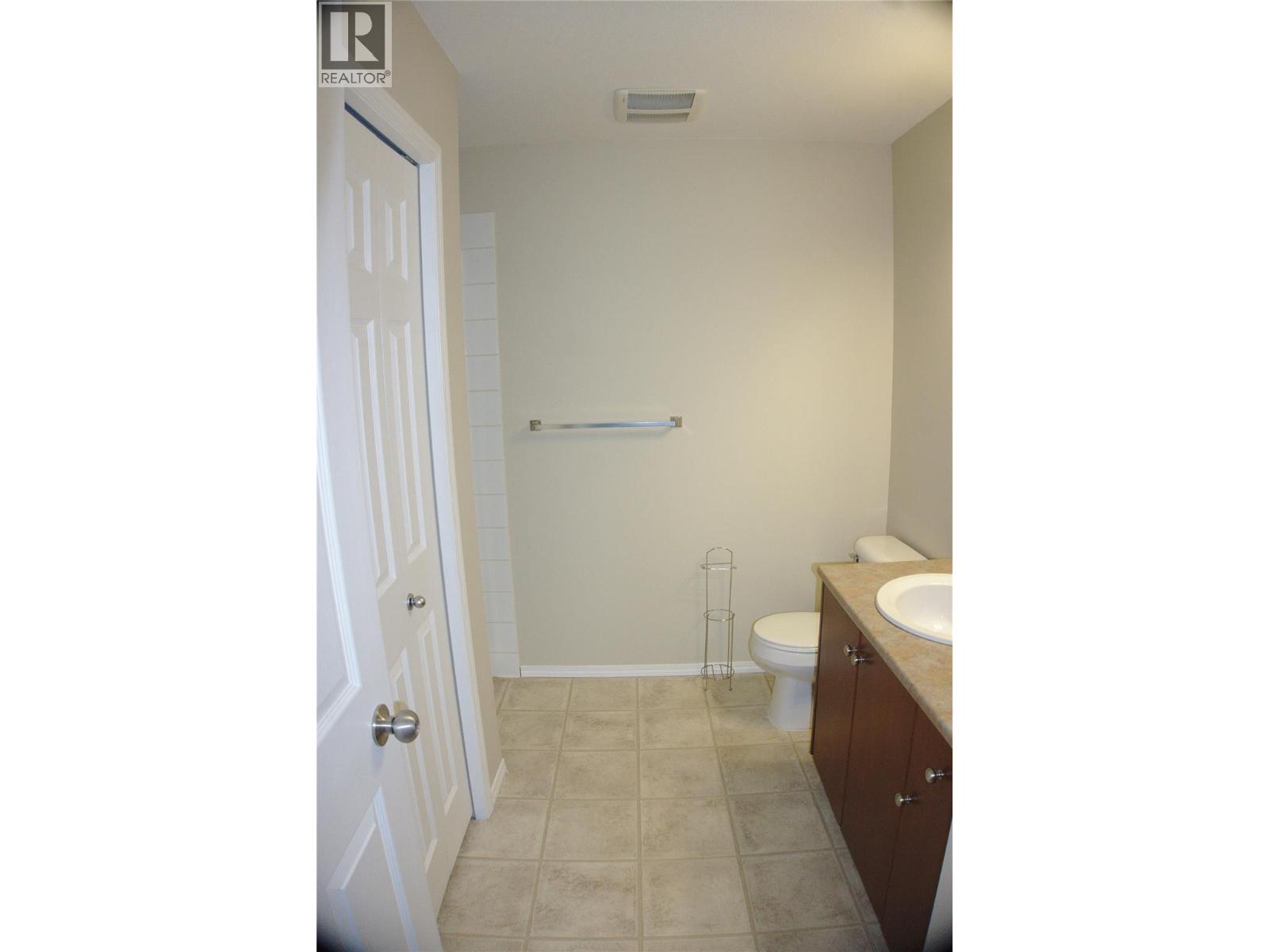 1875 Country Club Drive Unit# 1316, Kelowna, British Columbia  V1V 2W7 - Photo 10 - 10392121