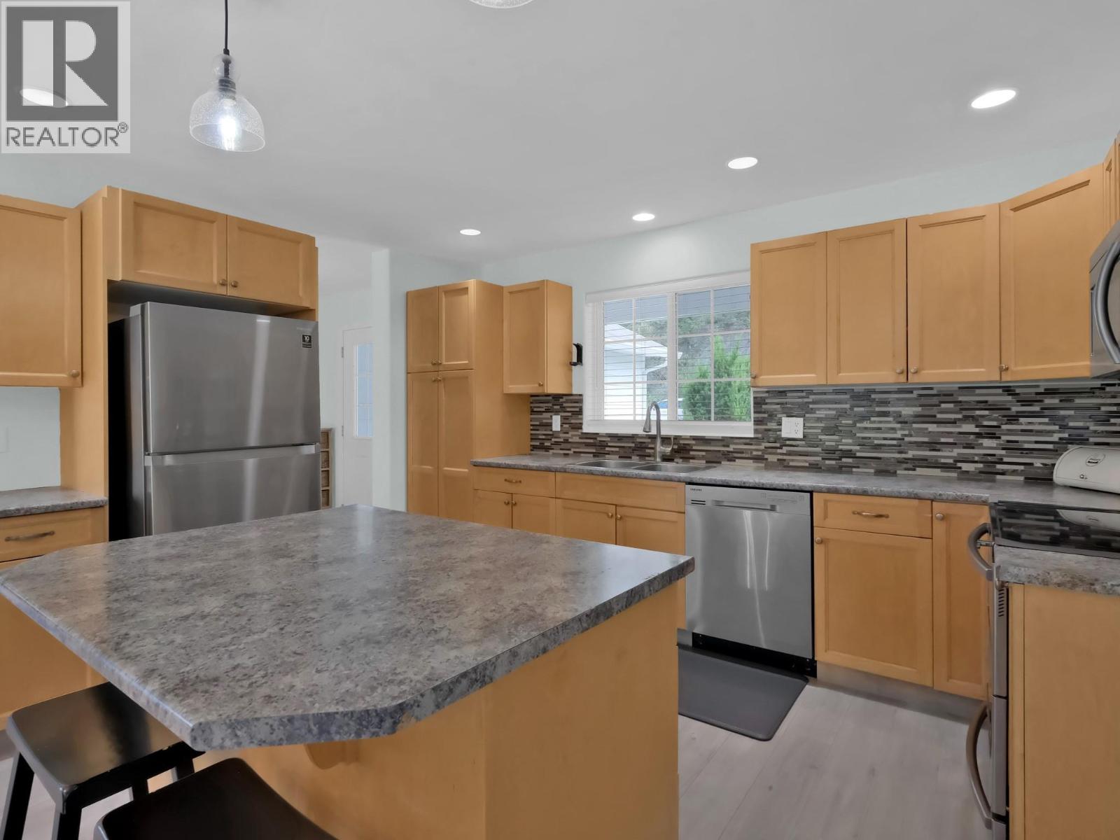 7200 Victoria Road S, Summerland, British Columbia  V0H 1Z2 - Photo 5 - 10392101
