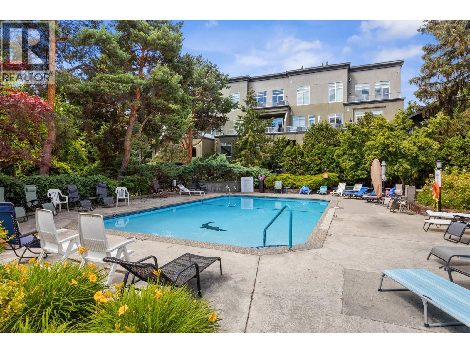 1056 Bernard Avenue Unit# 220, kelowna, British Columbia