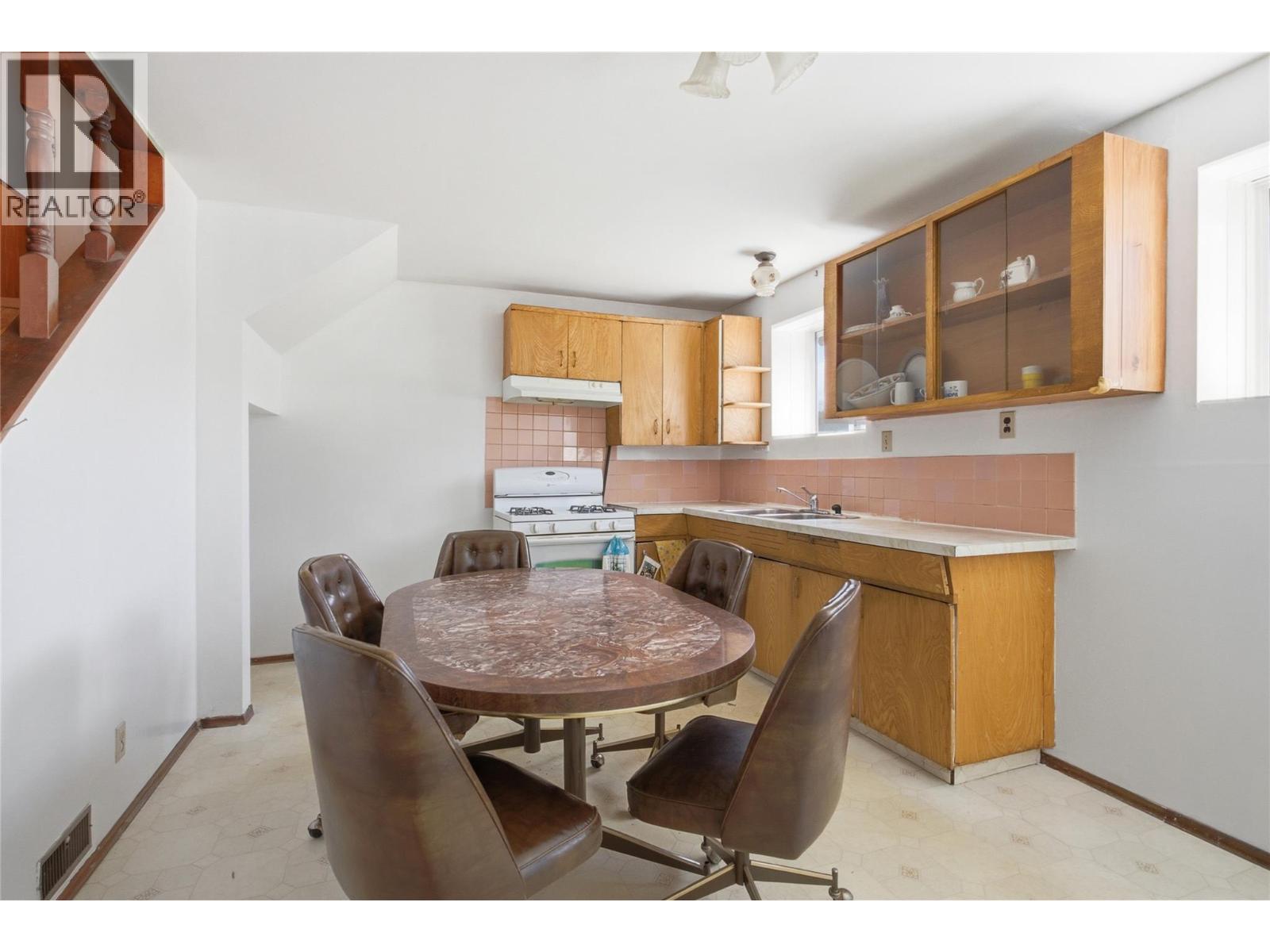 283 Chestnut Avenue, Kamloops, British Columbia  V2B 1L4 - Photo 15 - 10389324