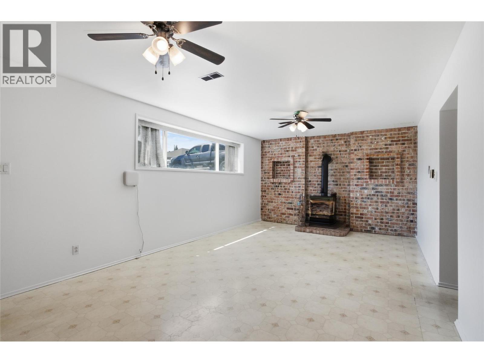 283 Chestnut Avenue, Kamloops, British Columbia  V2B 1L4 - Photo 22 - 10389324