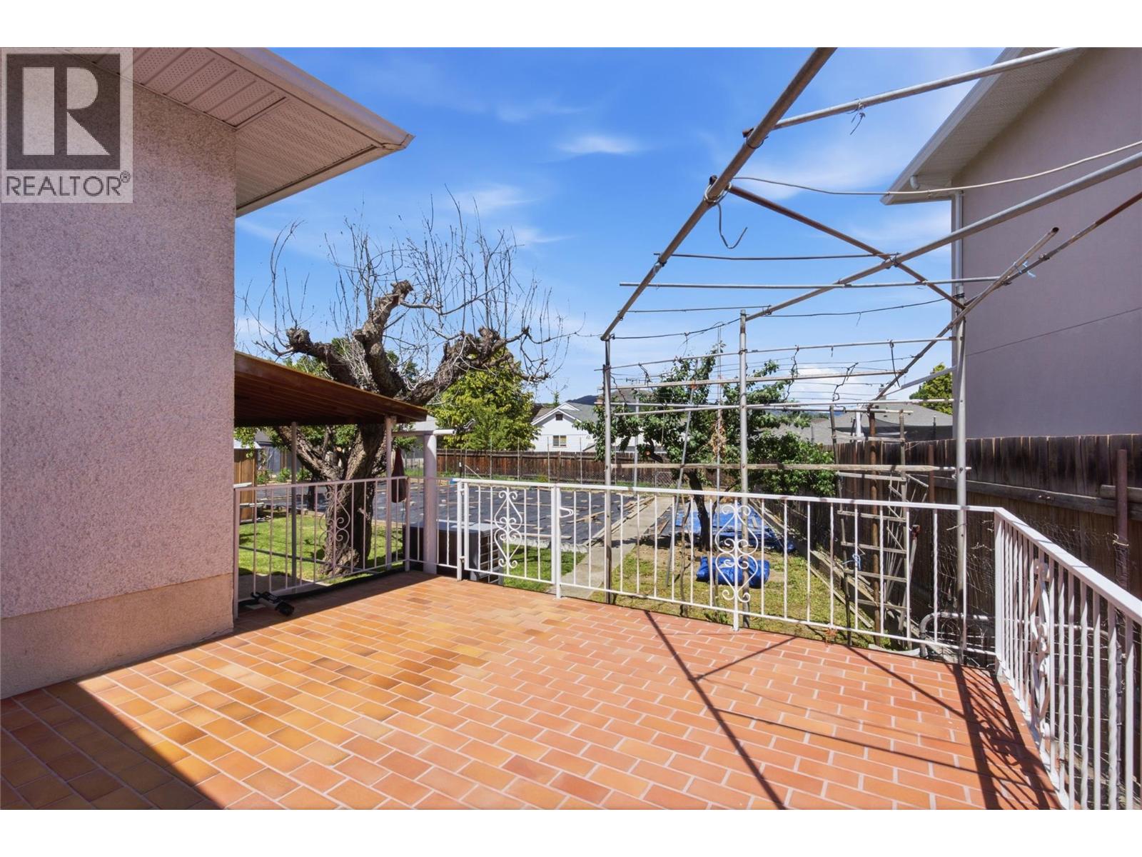 283 Chestnut Avenue, Kamloops, British Columbia  V2B 1L4 - Photo 40 - 10389324
