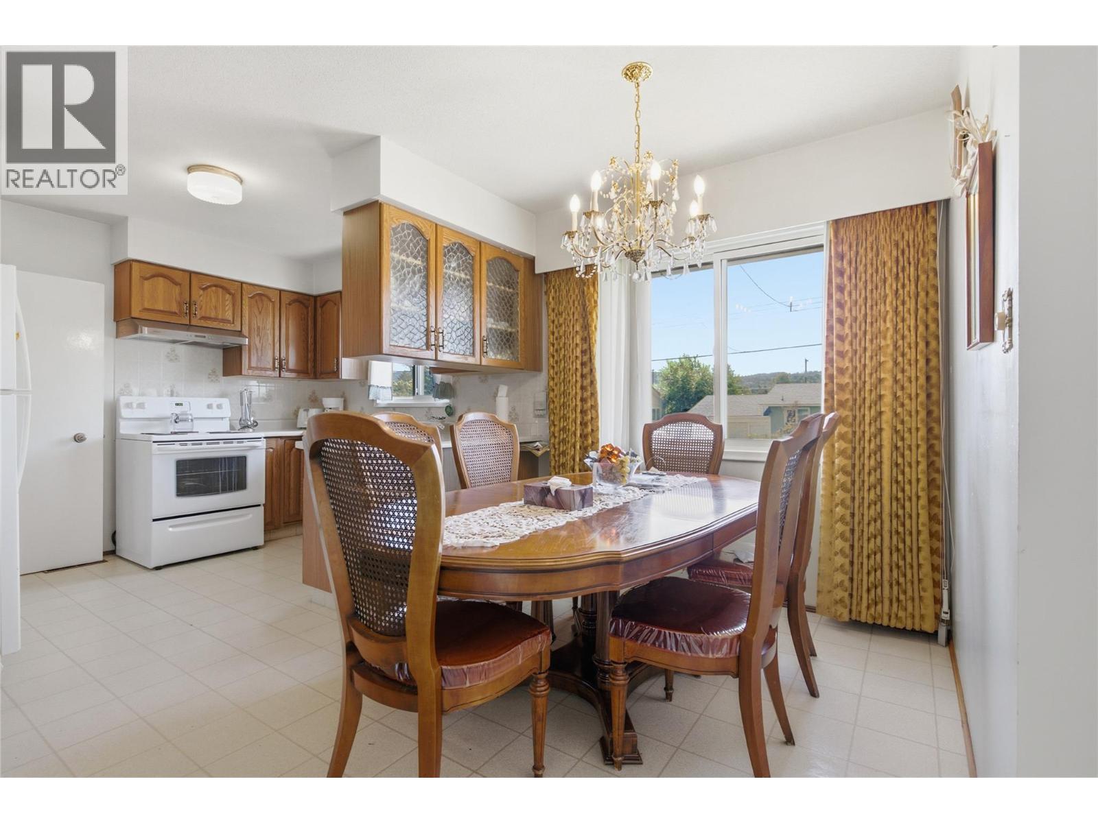 283 Chestnut Avenue, Kamloops, British Columbia  V2B 1L4 - Photo 6 - 10389324