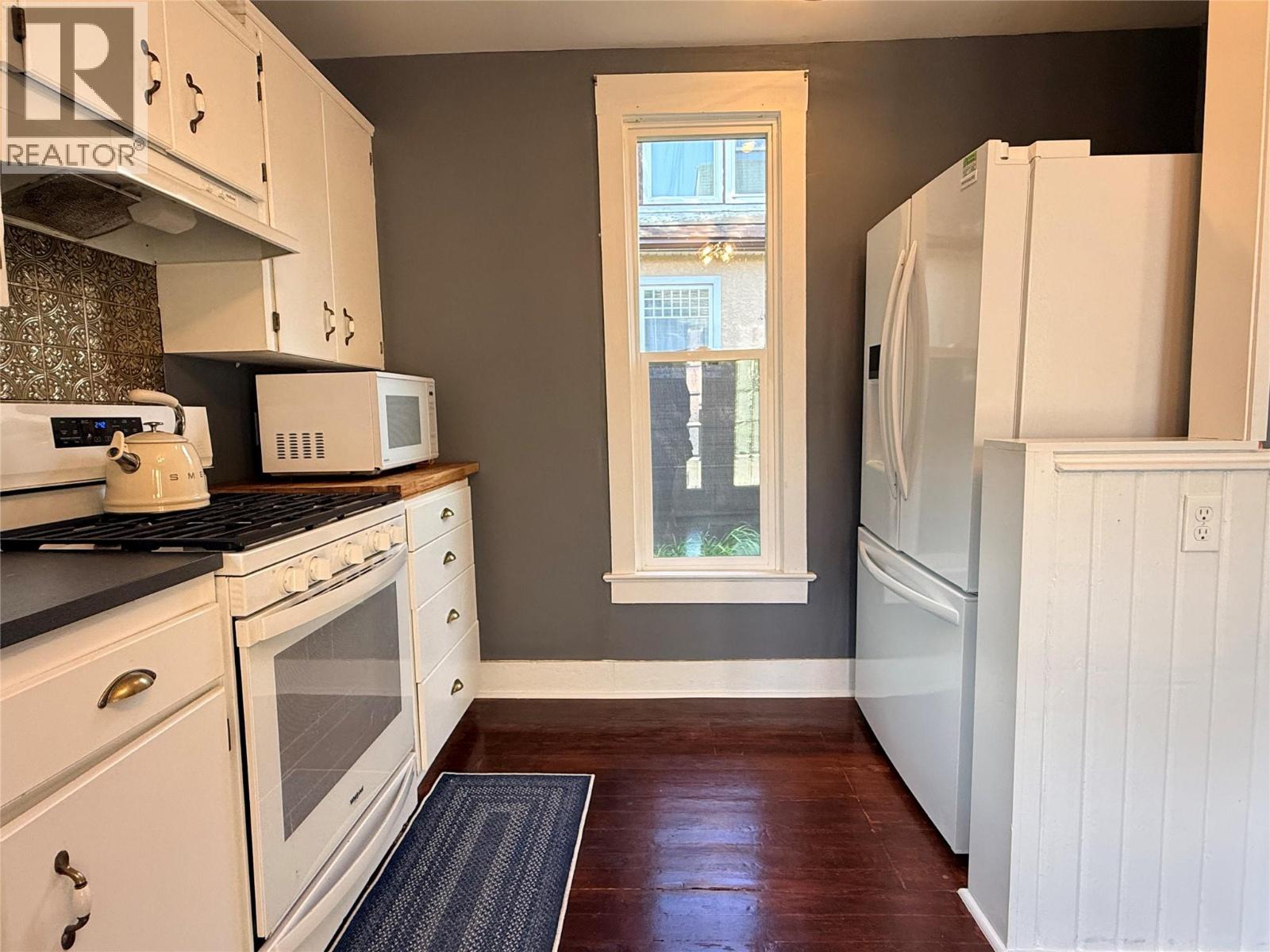 7577 4th Street, Grand Forks, British Columbia  V0H 1H0 - Photo 17 - 10391935
