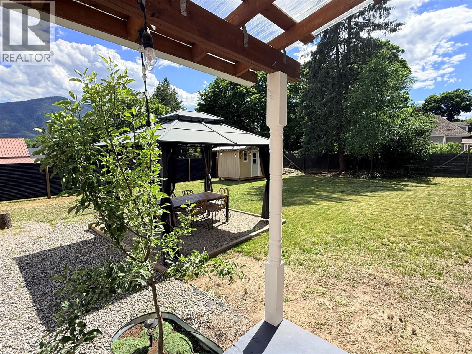 7577 4th Street, Grand Forks, British Columbia  V0H 1H0 - Photo 37 - 10391935