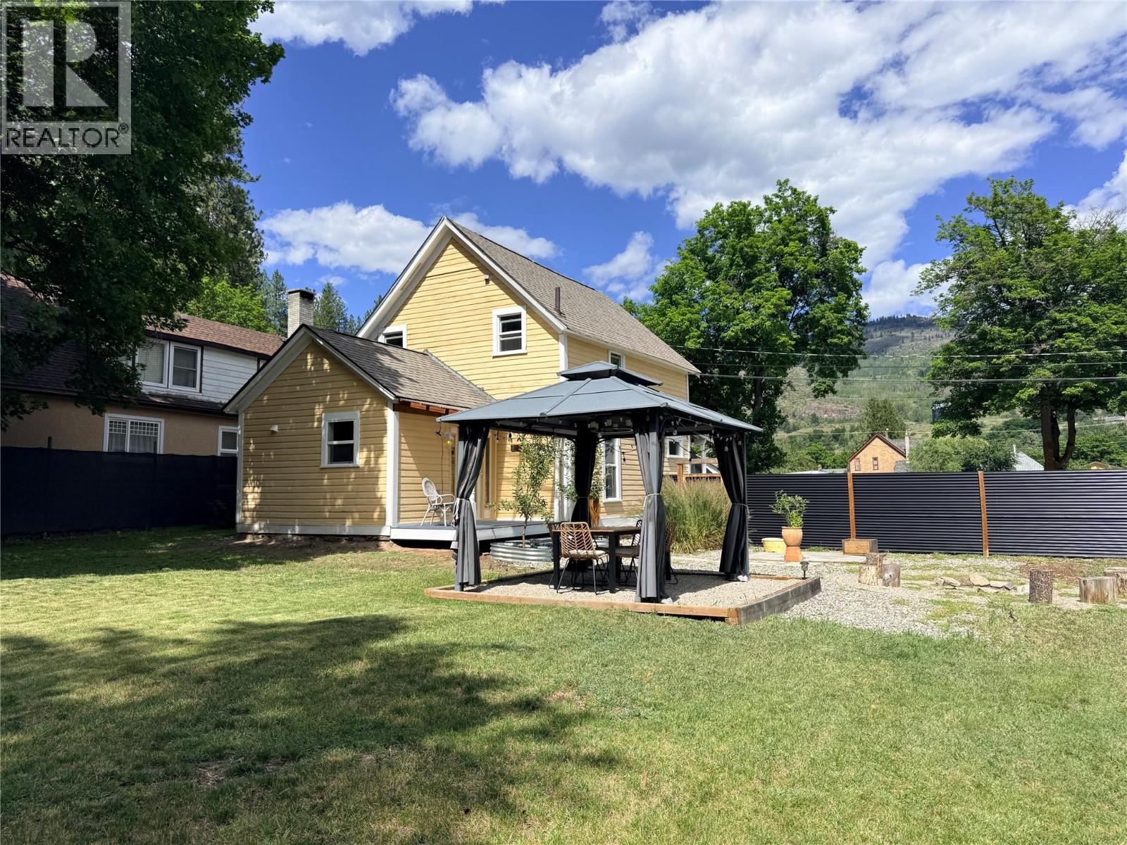 7577 4th Street, Grand Forks, British Columbia  V0H 1H0 - Photo 43 - 10391935