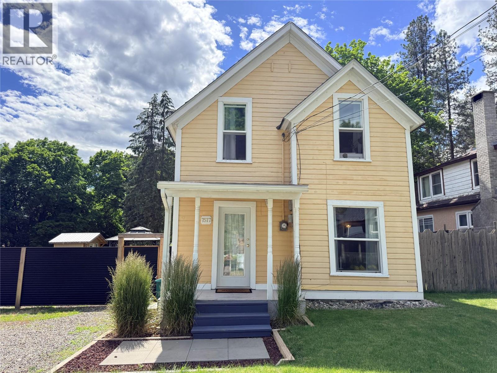7577 4th Street, Grand Forks, British Columbia  V0H 1H0 - Photo 44 - 10391935