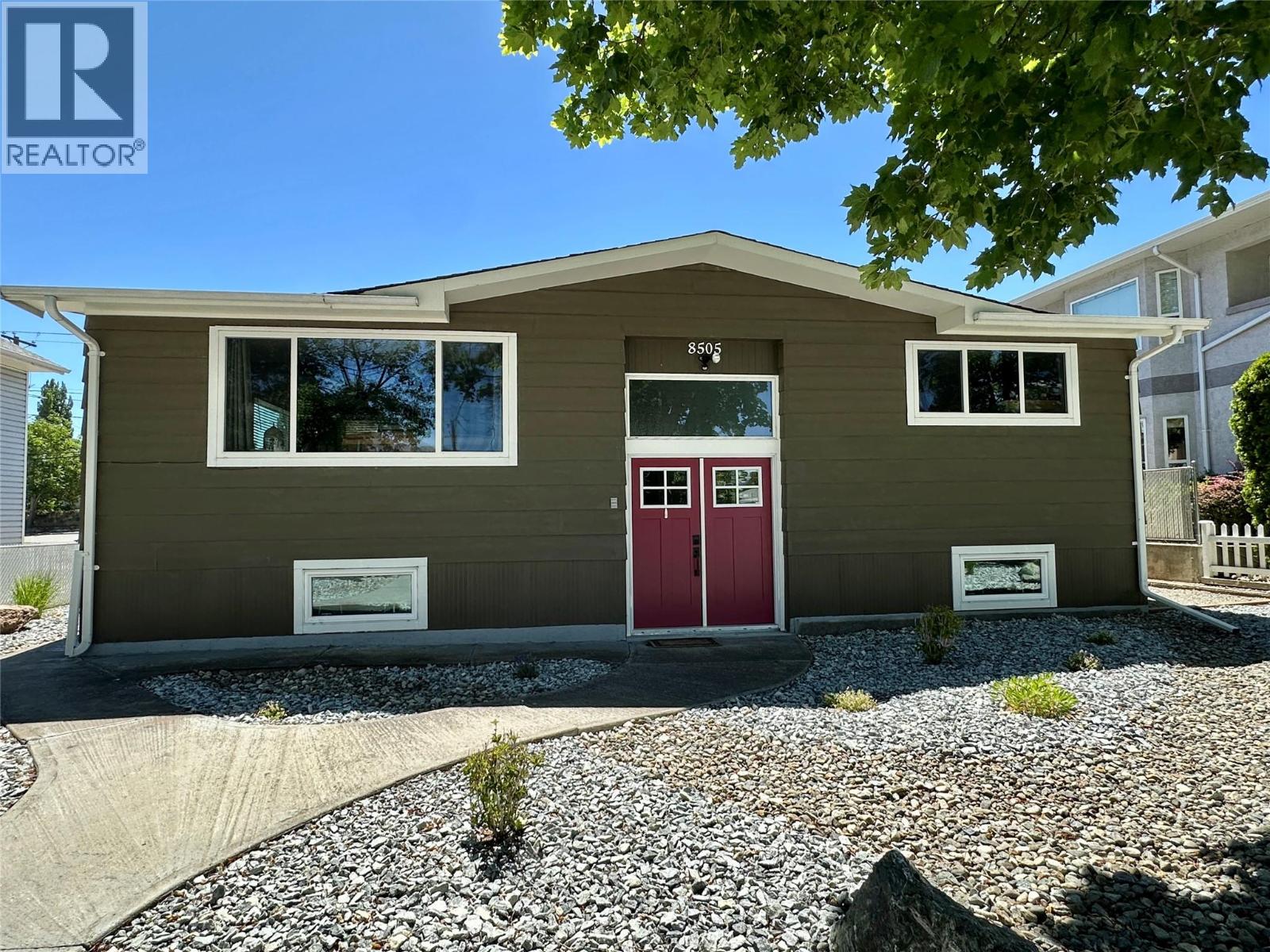 8505 70th Avenue, Osoyoos, British Columbia  V0H 1V0 - Photo 1 - 10391404