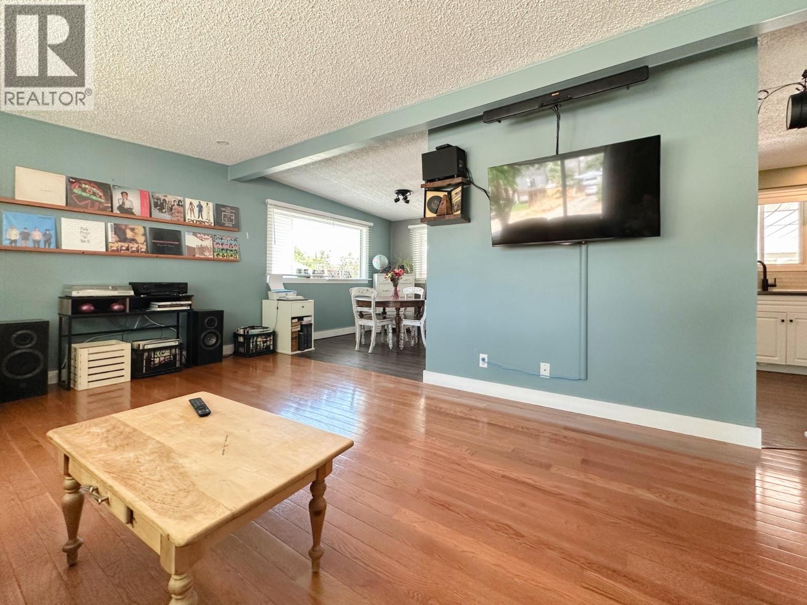 8505 70th Avenue, Osoyoos, British Columbia  V0H 1V0 - Photo 3 - 10391404