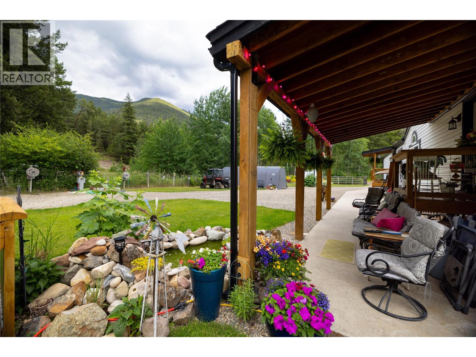2884 Wetaskiwin Road, Falkland, British Columbia  V0E 1W1 - Photo 17 - 10392128