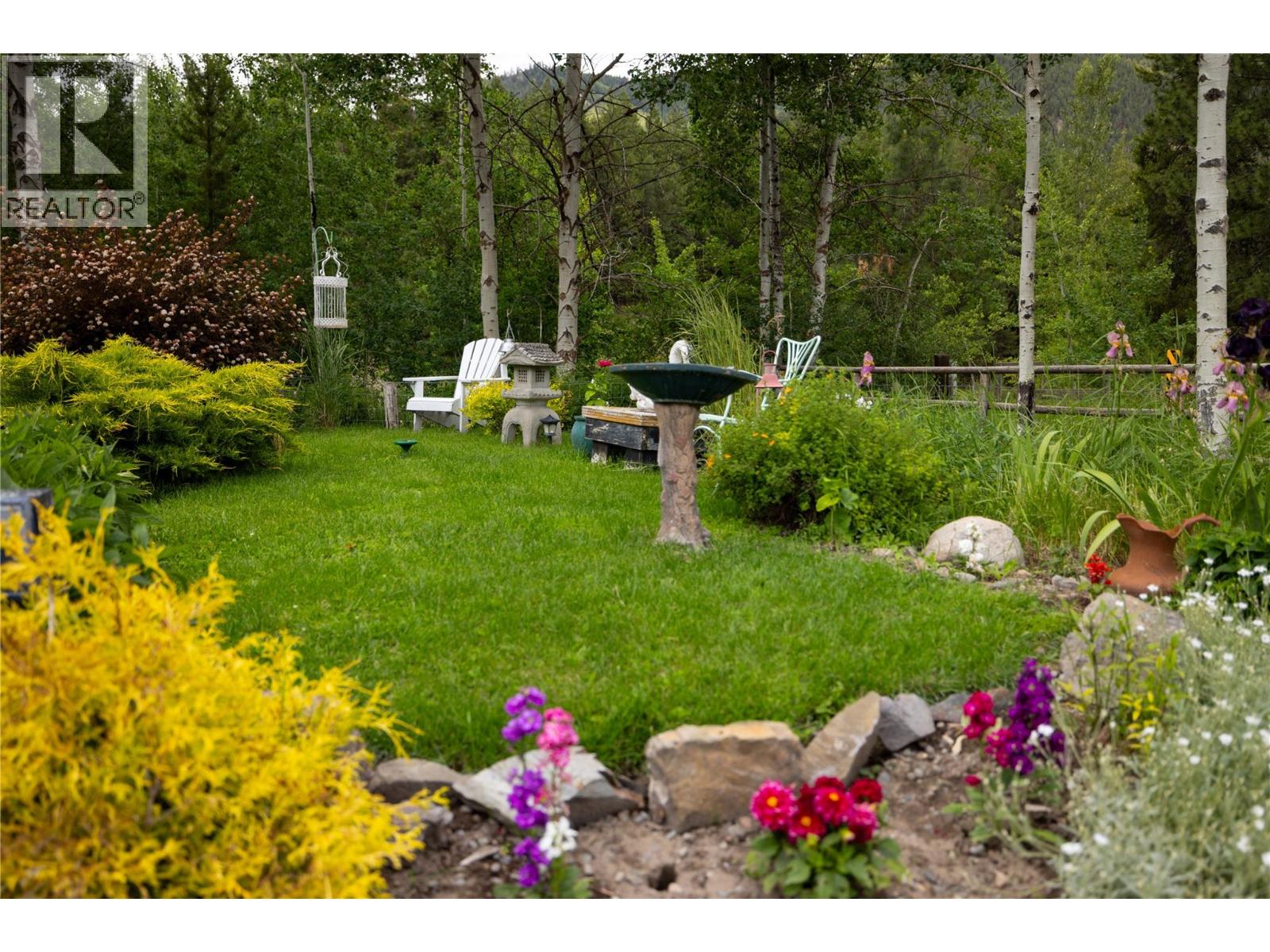 2884 Wetaskiwin Road, Falkland, British Columbia  V0E 1W1 - Photo 22 - 10392128