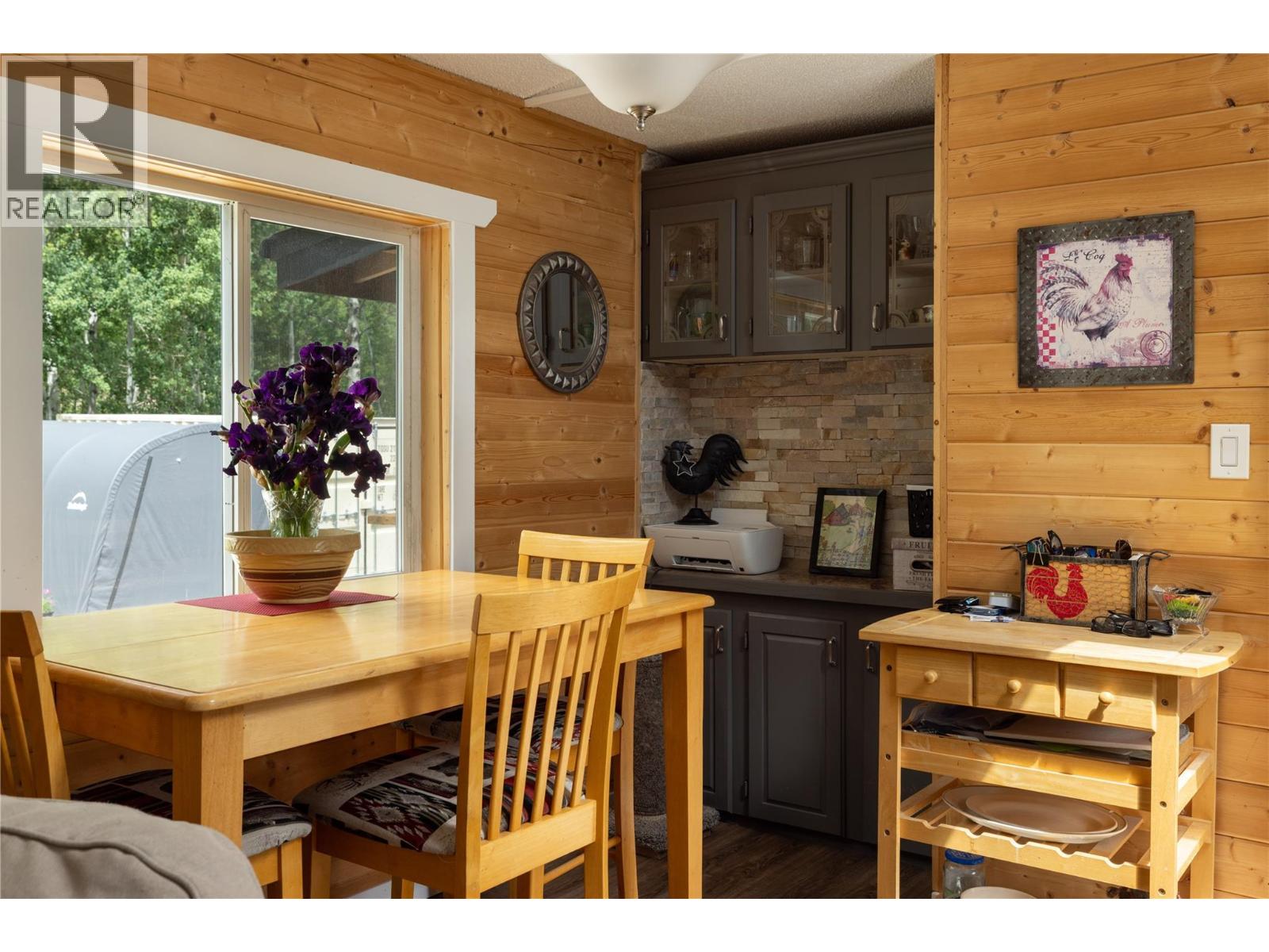 2884 Wetaskiwin Road, Falkland, British Columbia  V0E 1W1 - Photo 30 - 10392128