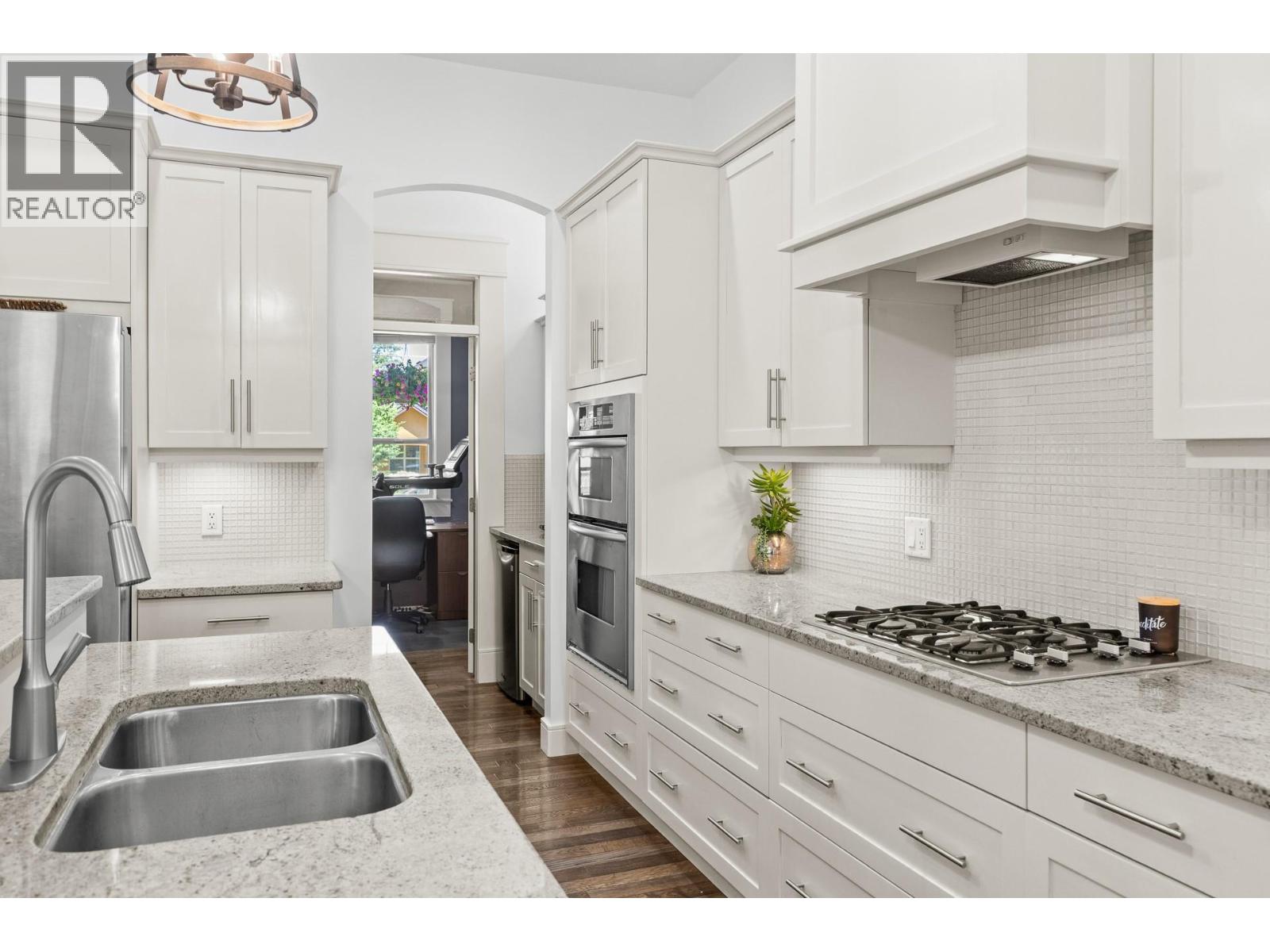 673 Quarry Avenue, Kelowna, British Columbia  V1W 5E2 - Photo 10 - 10392126
