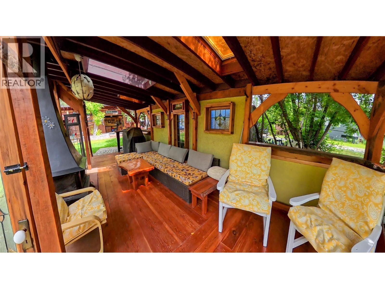 1768 Victoria Avenue, Windermere, British Columbia  V0B 2L2 - Photo 12 - 10391957