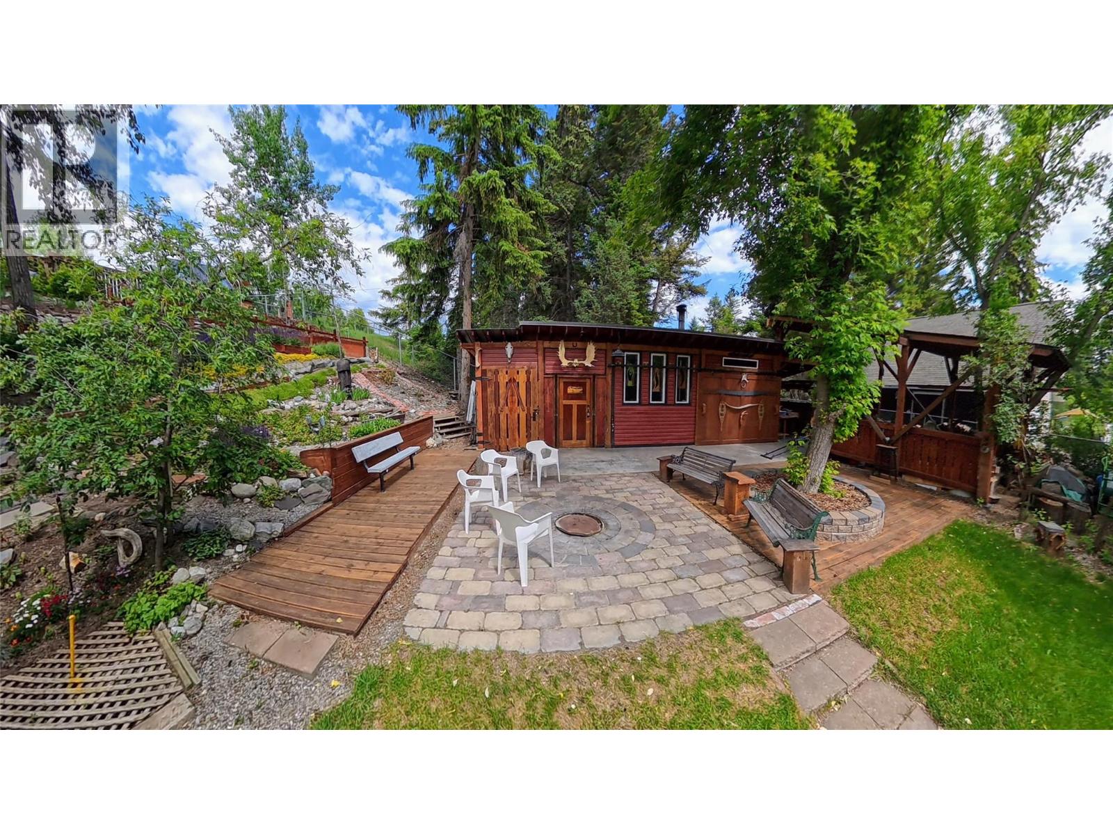 1768 Victoria Avenue, Windermere, British Columbia  V0B 2L2 - Photo 14 - 10391957