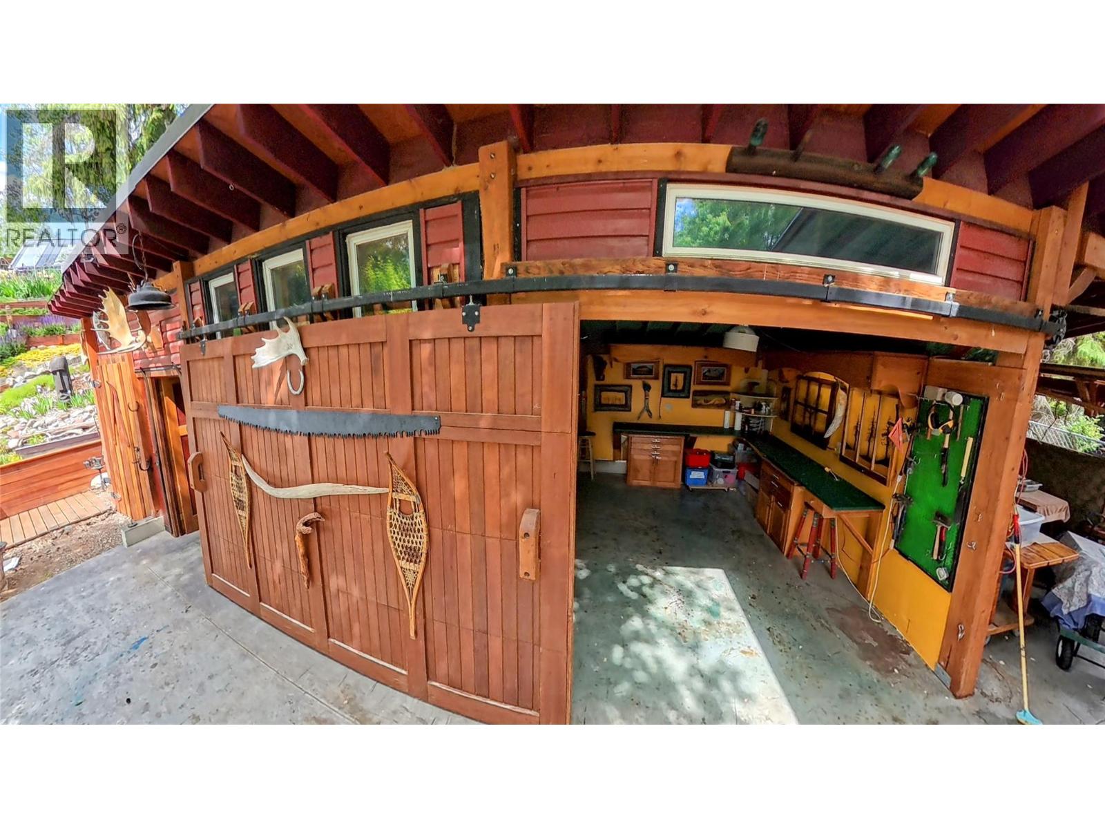 1768 Victoria Avenue, Windermere, British Columbia  V0B 2L2 - Photo 19 - 10391957