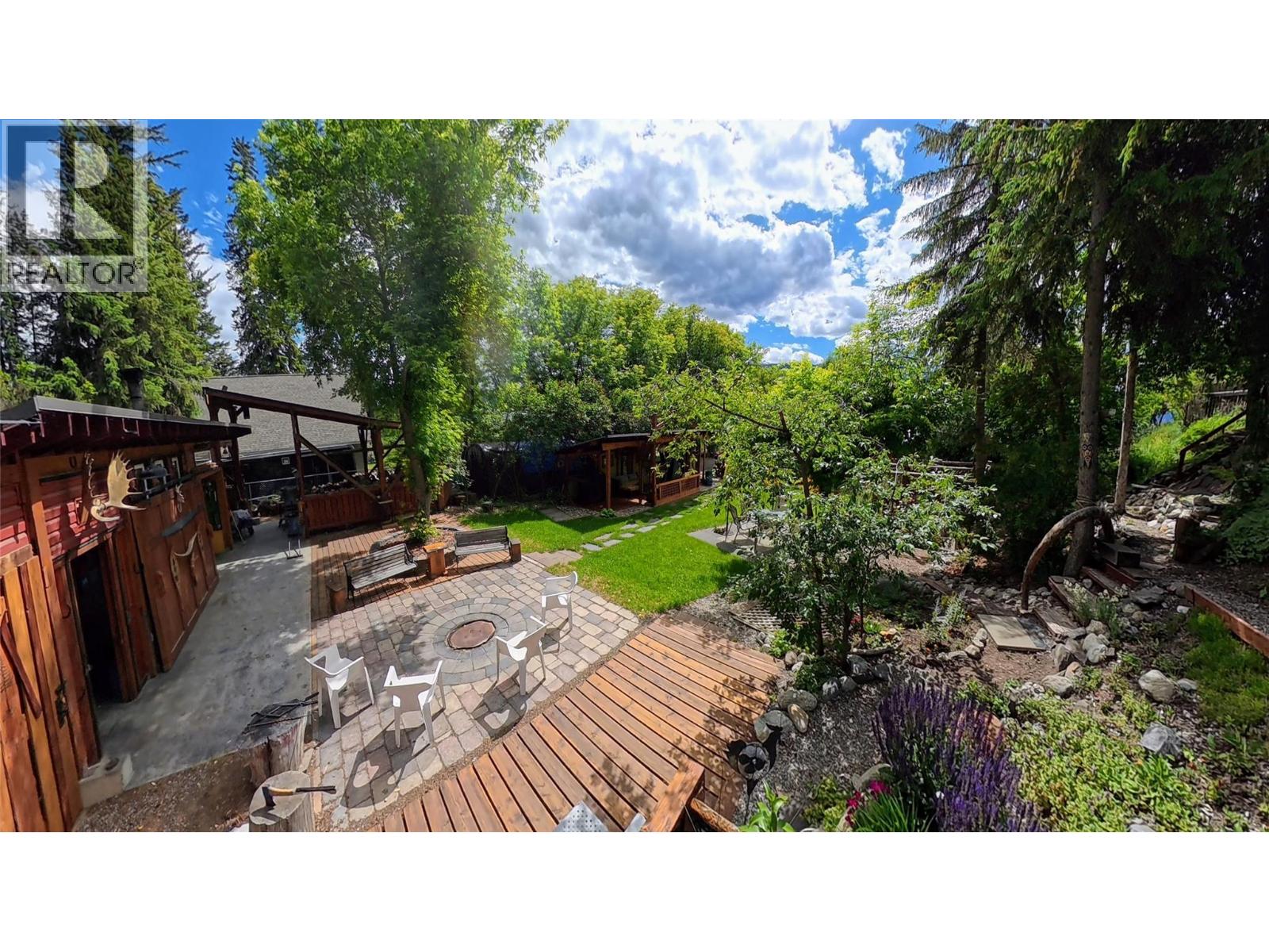 1768 Victoria Avenue, Windermere, British Columbia  V0B 2L2 - Photo 24 - 10391957