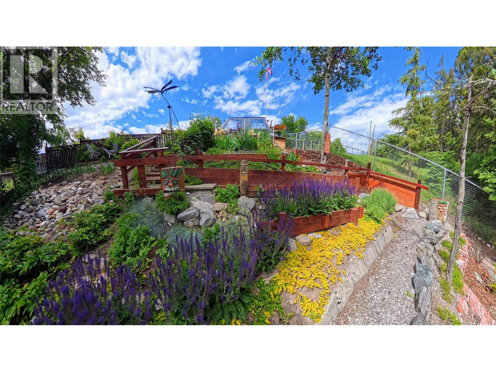 1768 Victoria Avenue, Windermere, British Columbia  V0B 2L2 - Photo 28 - 10391957