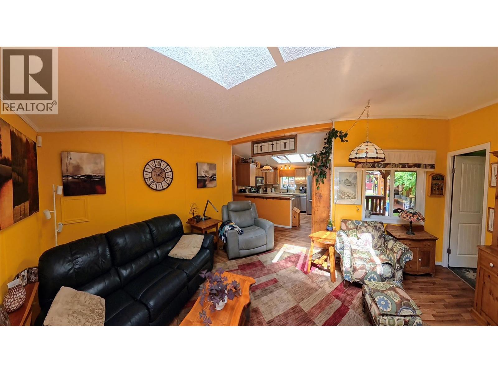 1768 Victoria Avenue, Windermere, British Columbia  V0B 2L2 - Photo 41 - 10391957