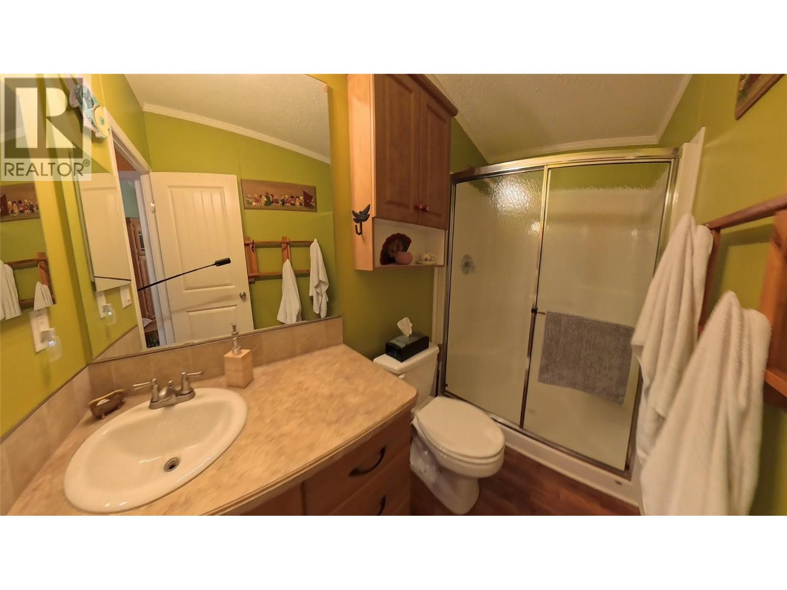1768 Victoria Avenue, Windermere, British Columbia  V0B 2L2 - Photo 47 - 10391957