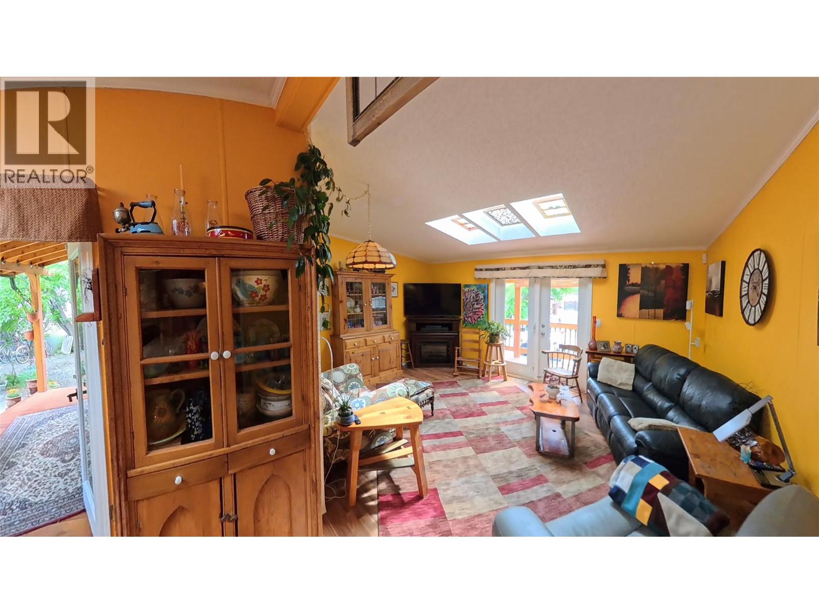 1768 Victoria Avenue, Windermere, British Columbia  V0B 2L2 - Photo 49 - 10391957