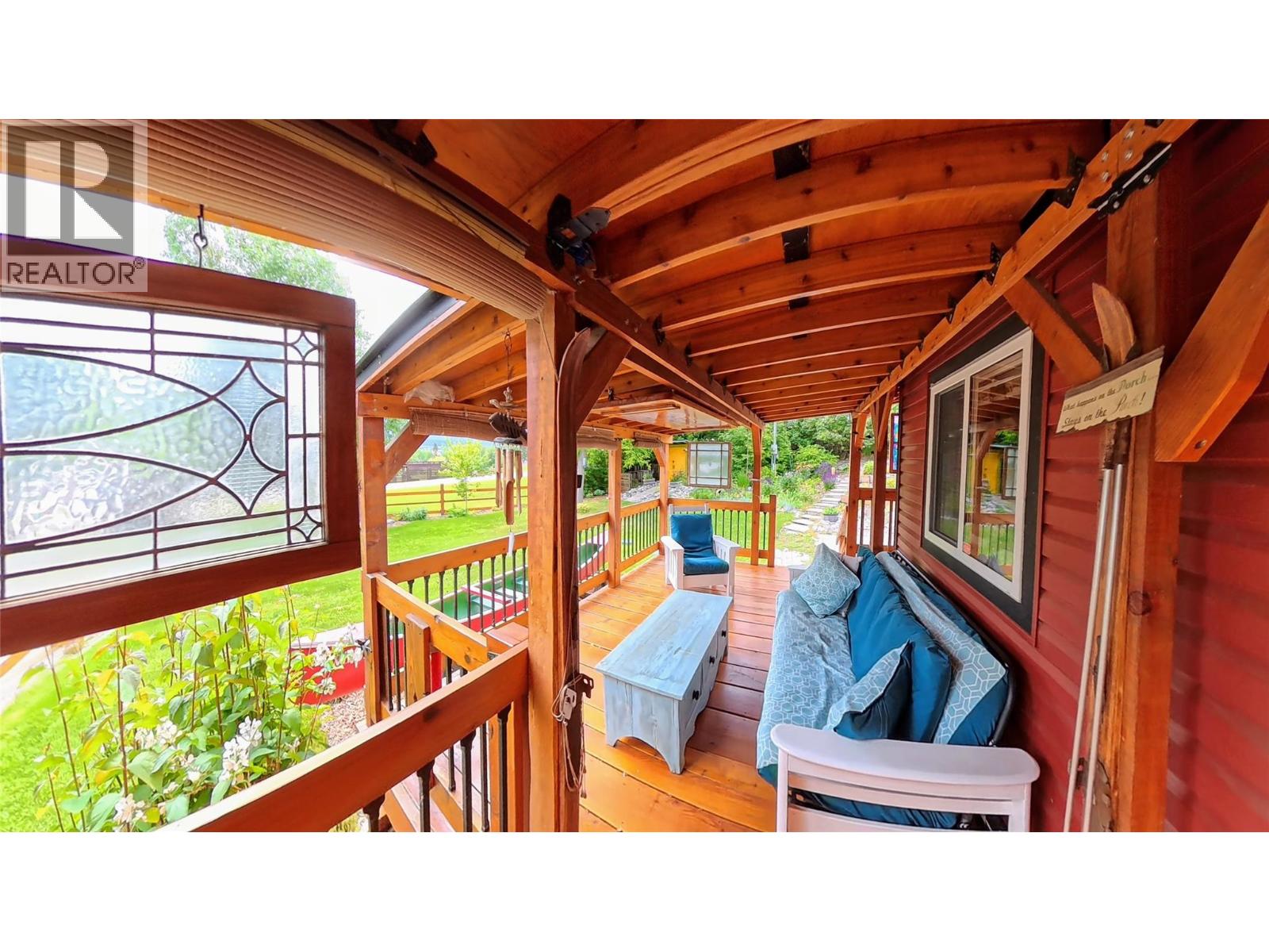 1768 Victoria Avenue, Windermere, British Columbia  V0B 2L2 - Photo 5 - 10391957