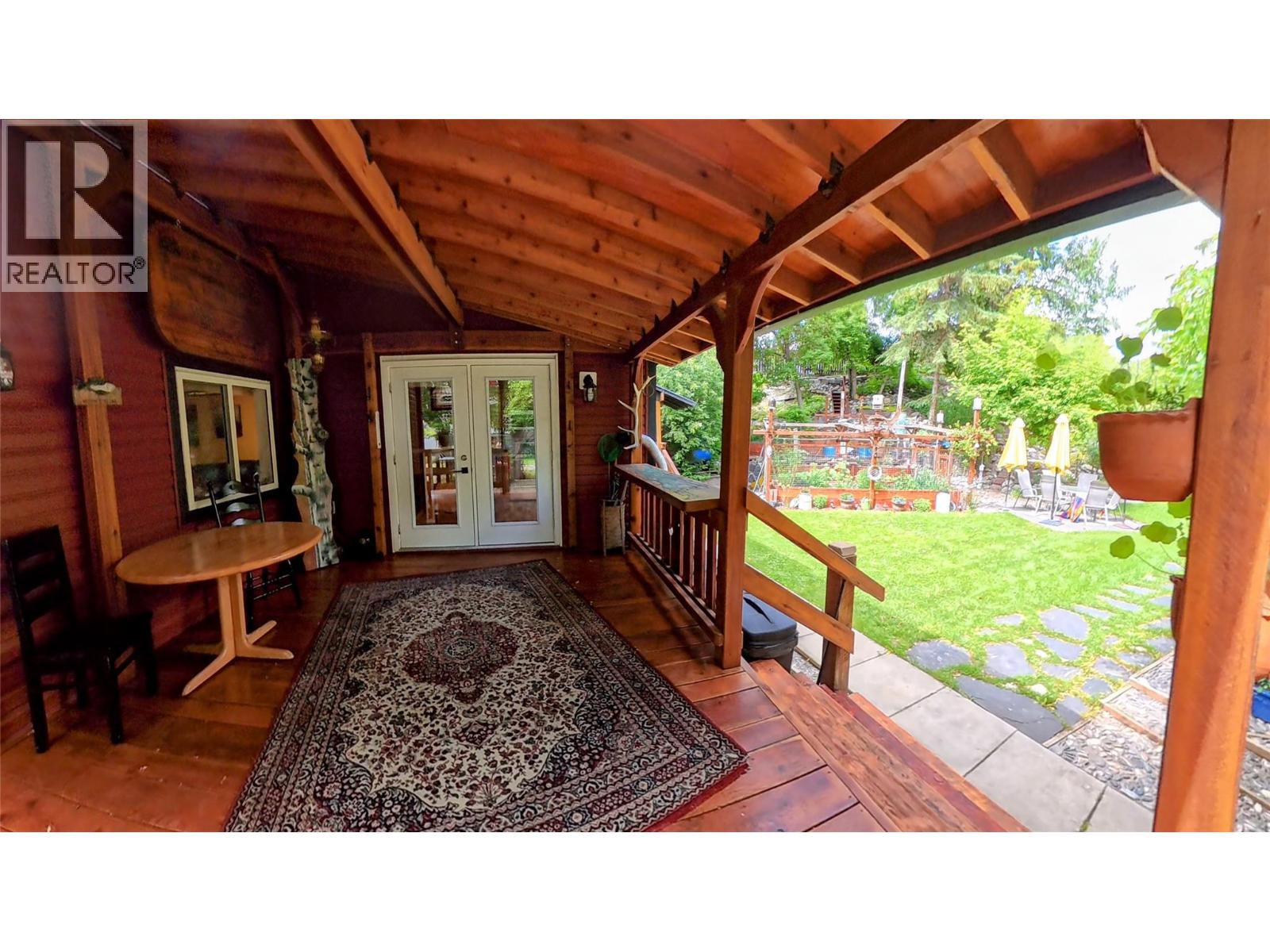 1768 Victoria Avenue, Windermere, British Columbia  V0B 2L2 - Photo 7 - 10391957