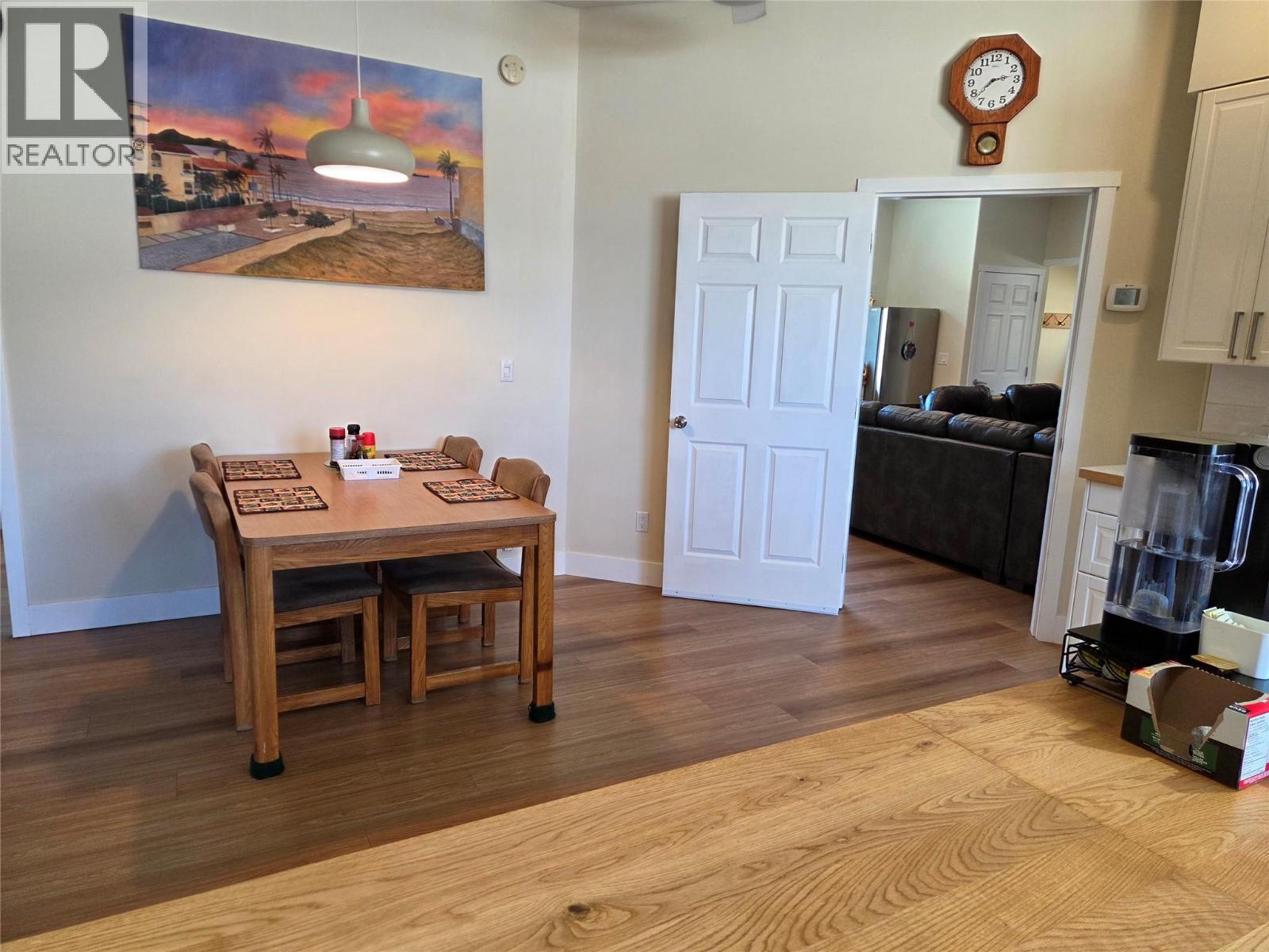 421 9th Avenue, Keremeos, British Columbia  V0X 1N3 - Photo 10 - 10392153