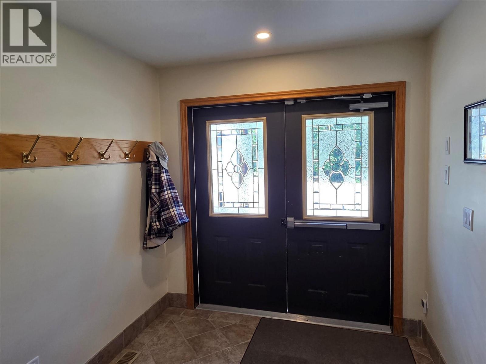 421 9th Avenue, Keremeos, British Columbia  V0X 1N3 - Photo 18 - 10392153