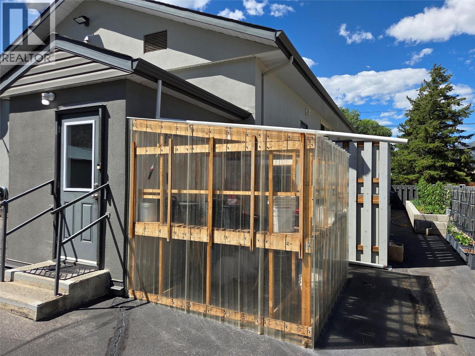 421 9th Avenue, Keremeos, British Columbia  V0X 1N3 - Photo 29 - 10392153