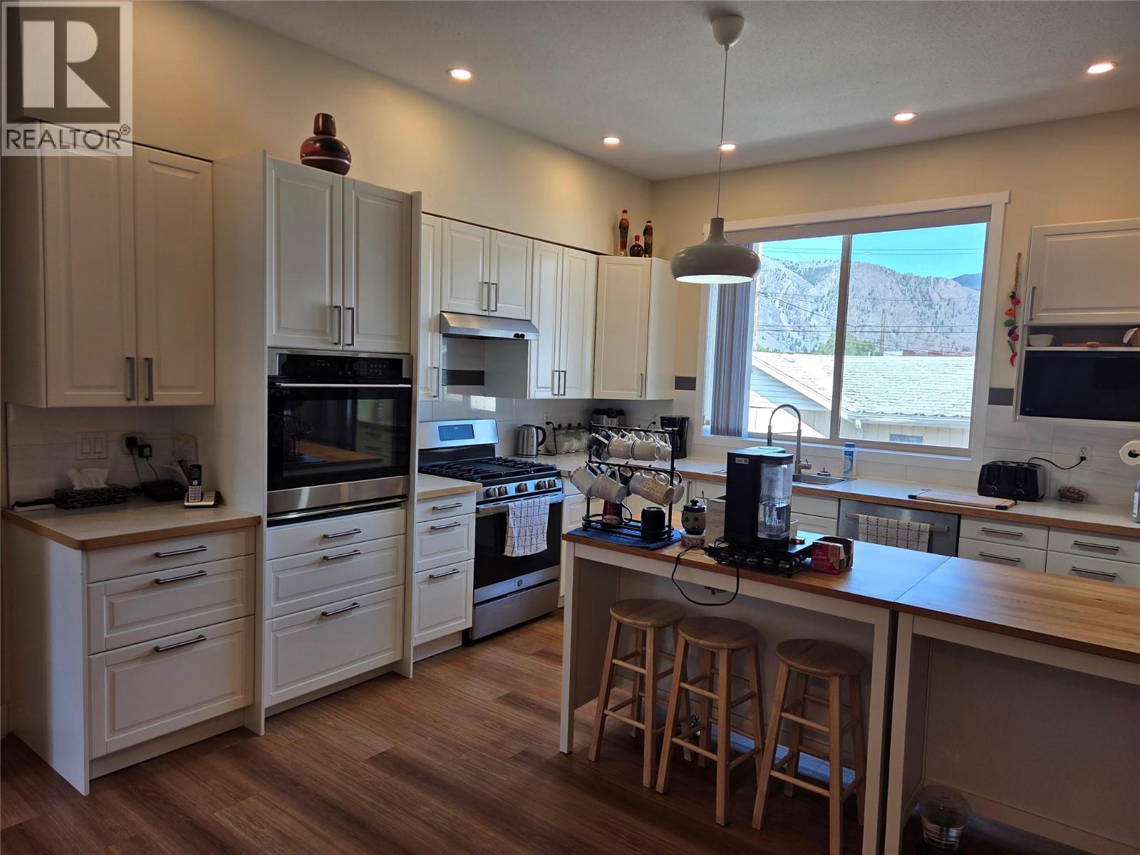 421 9th Avenue, Keremeos, British Columbia  V0X 1N3 - Photo 7 - 10392153