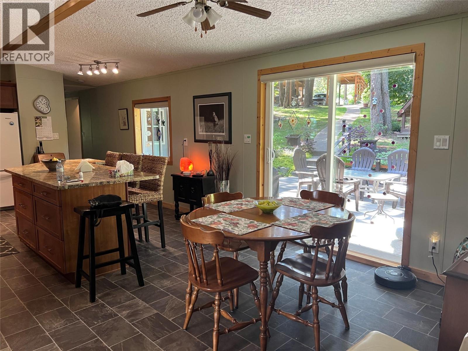 1352 Demster Road Road, Lee Creek, British Columbia  V0E 1M4 - Photo 14 - 10392145