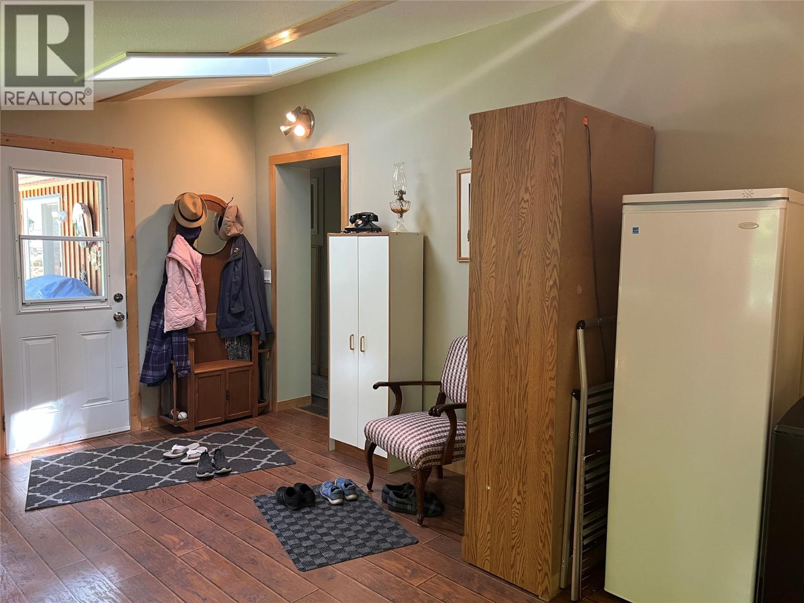 1352 Demster Road Road, Lee Creek, British Columbia  V0E 1M4 - Photo 25 - 10392145