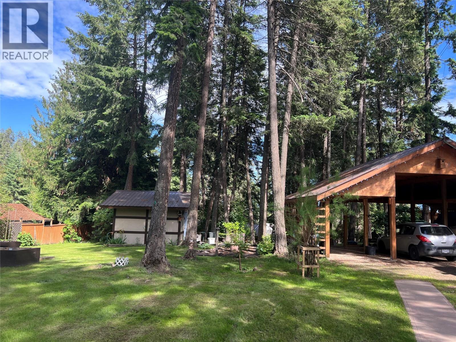 1352 Demster Road Road, Lee Creek, British Columbia  V0E 1M4 - Photo 34 - 10392145