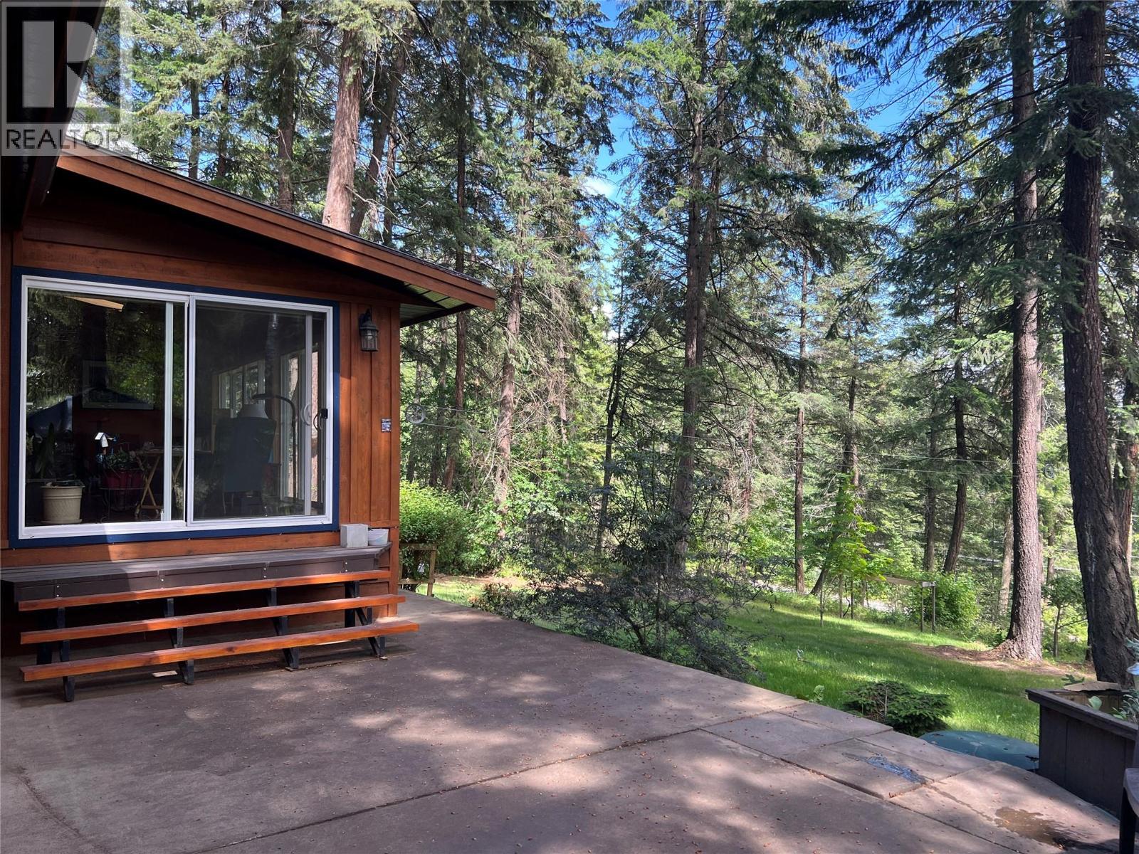 1352 Demster Road Road, Lee Creek, British Columbia  V0E 1M4 - Photo 47 - 10392145