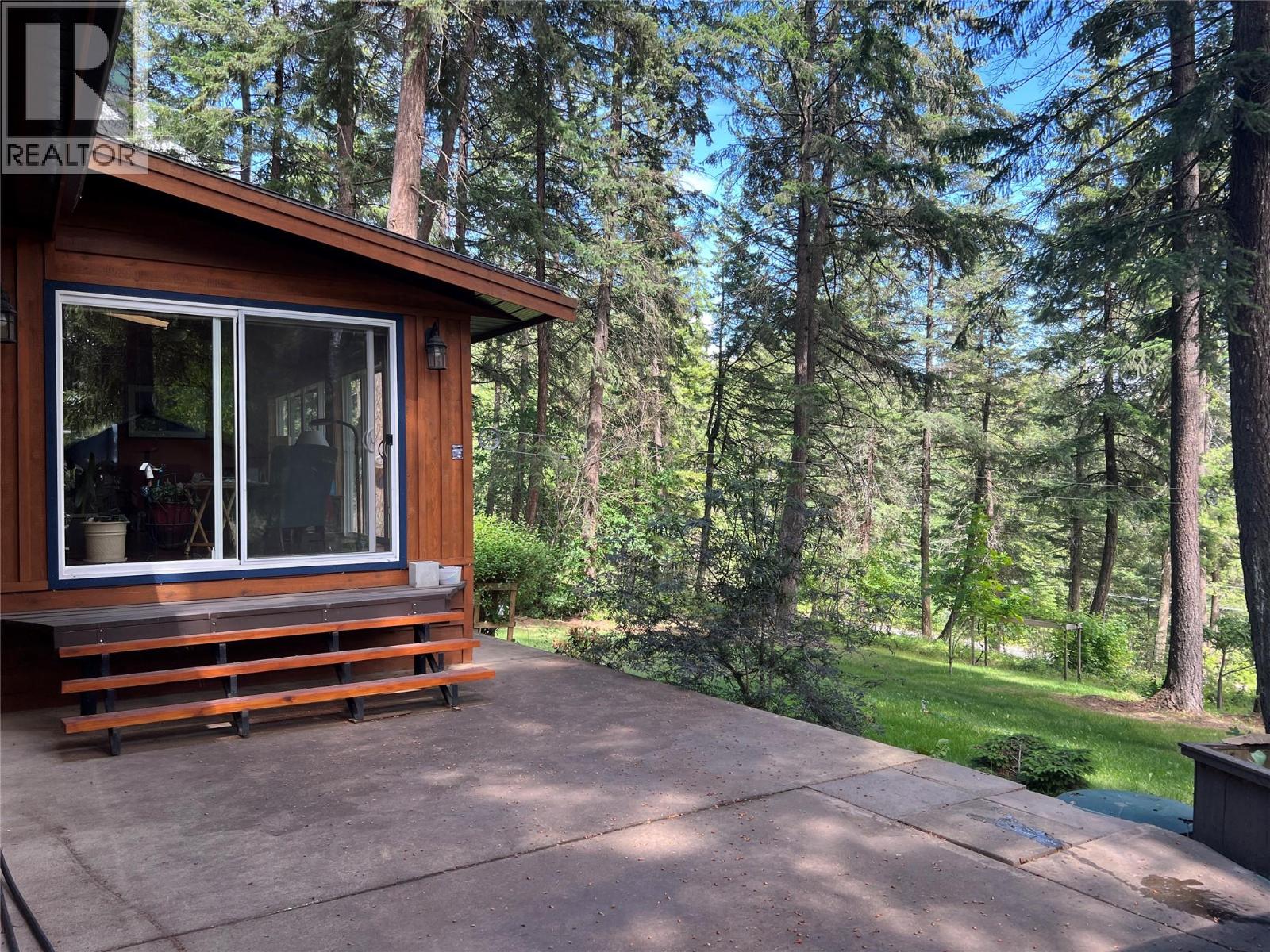 1352 Demster Road Road, Lee Creek, British Columbia  V0E 1M4 - Photo 48 - 10392145
