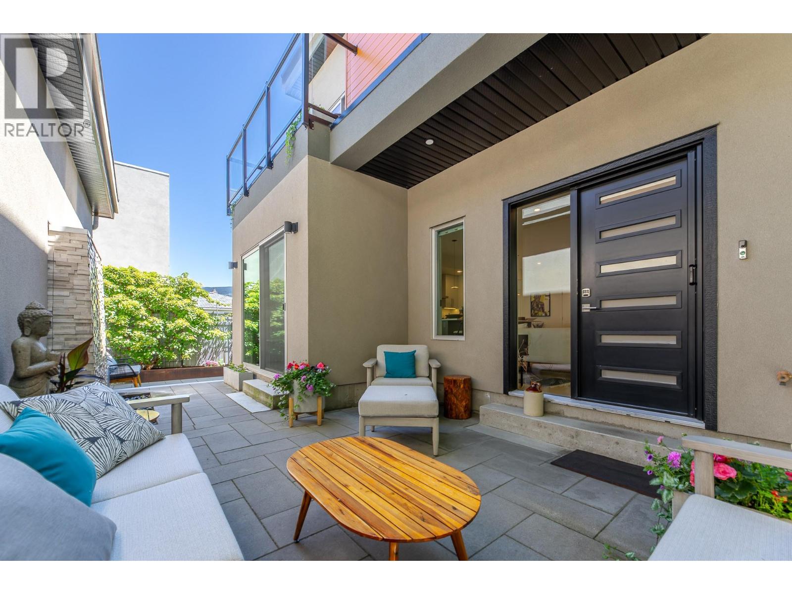 589 Churchill Avenue Unit# 102, Penticton, British Columbia  V2A 1E2 - Photo 2 - 10392154