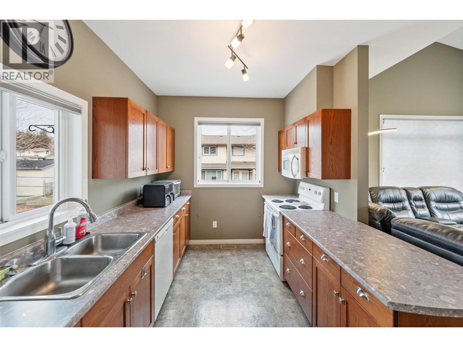 48 Galt Avenue Unit# 108, Penticton, British Columbia  V2A 9C3 - Photo 11 - 10392056