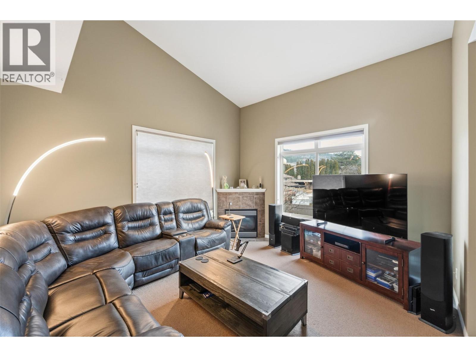 48 Galt Avenue Unit# 108, Penticton, British Columbia  V2A 9C3 - Photo 3 - 10392056